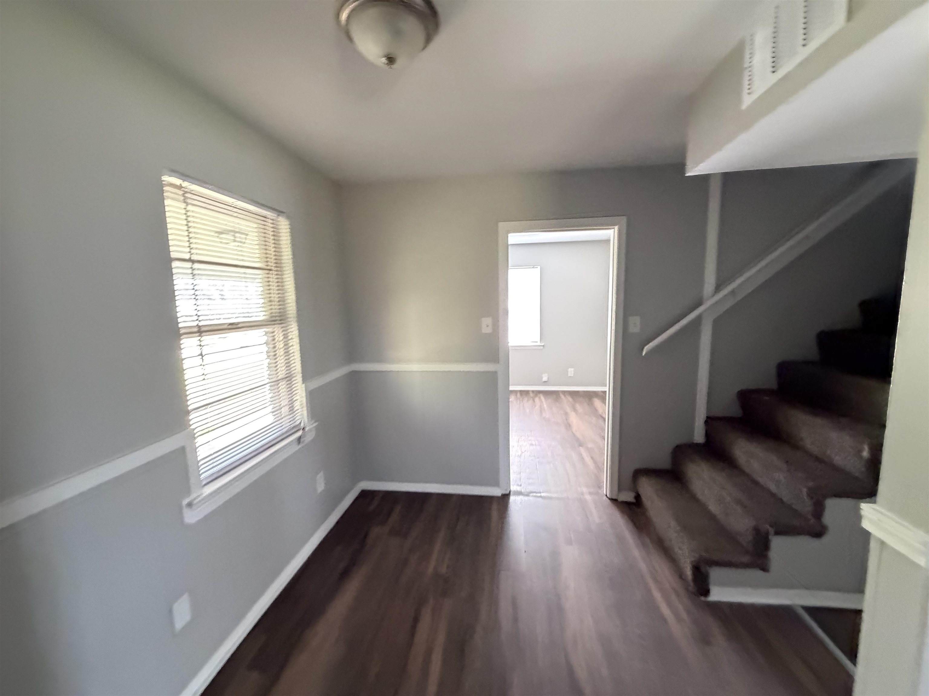 3965 Hedgerow Dr Property Photo 2
