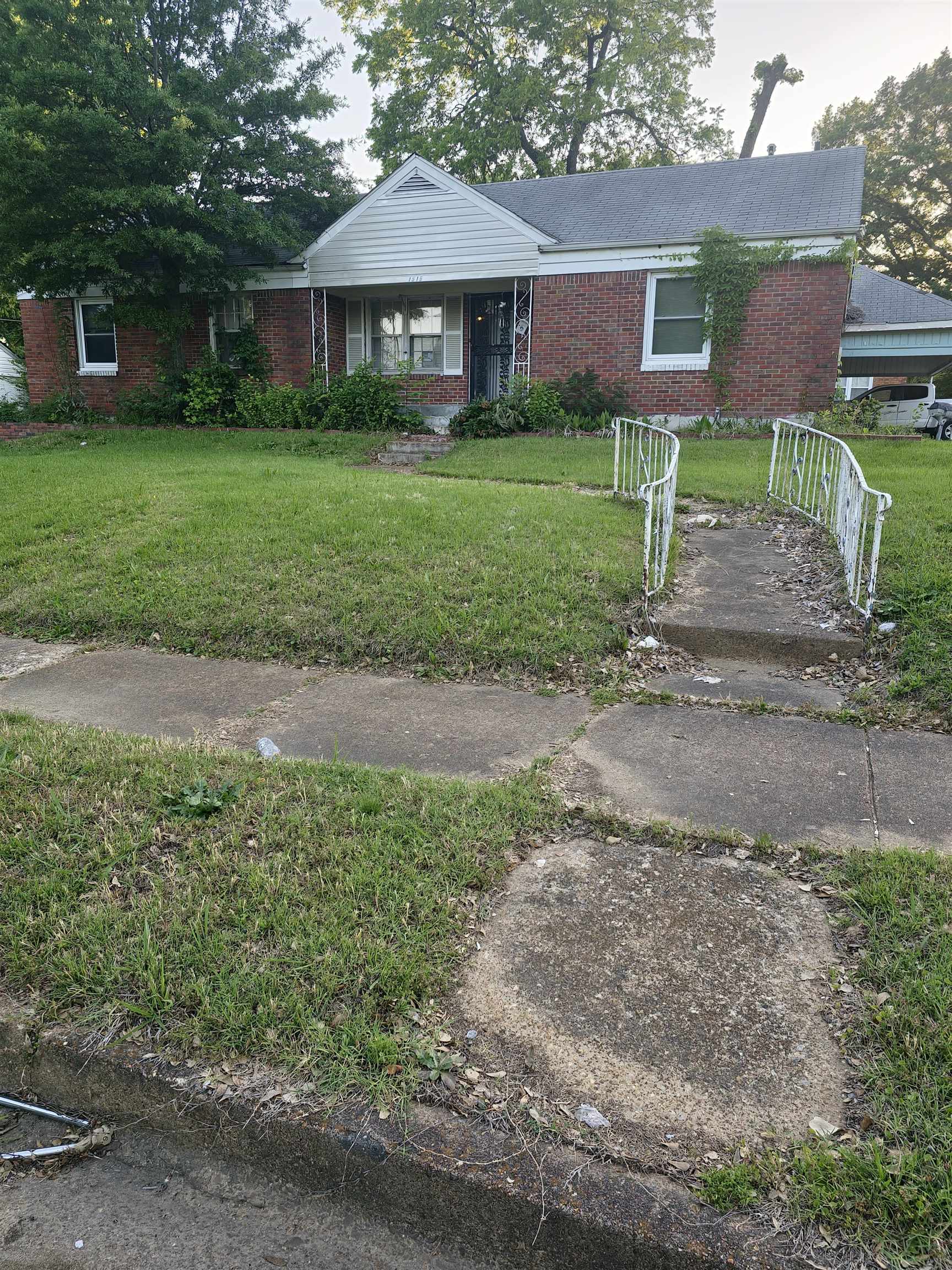 1515 Semmes St Property Photo 3
