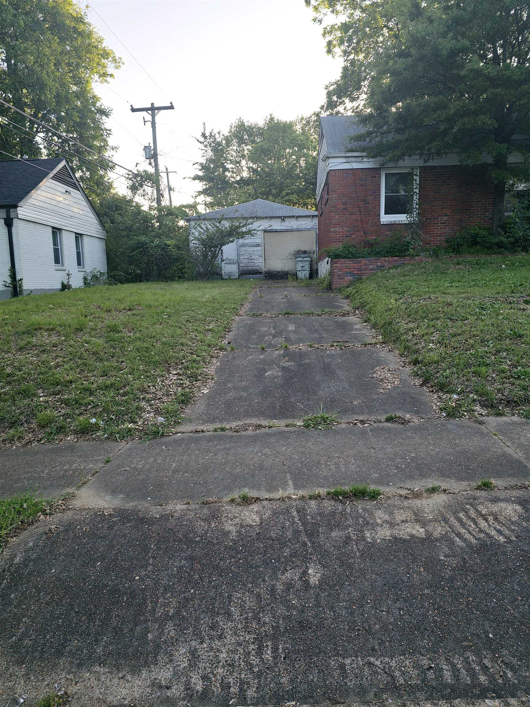 1515 Semmes St Property Photo 4