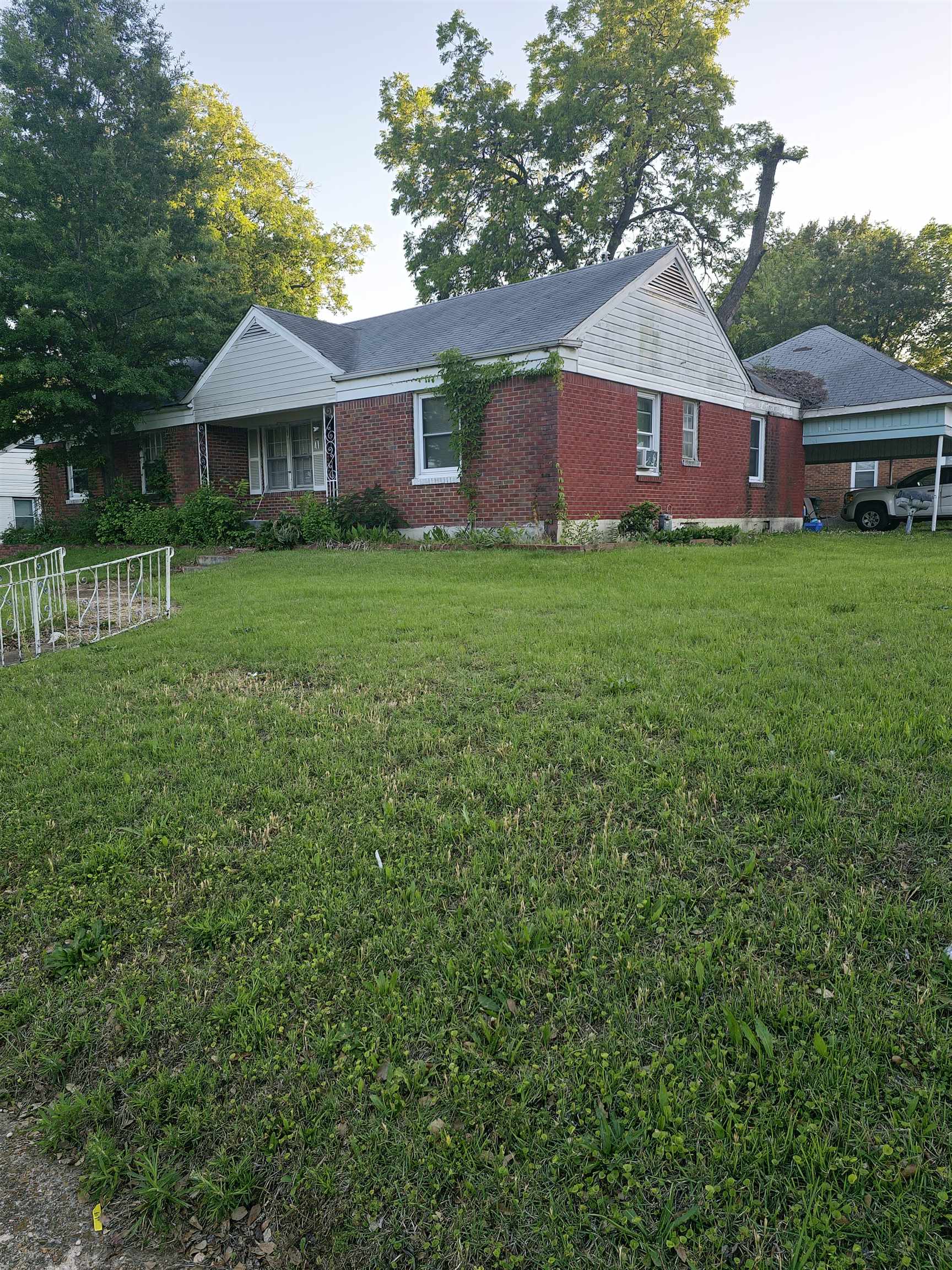 1515 Semmes St Property Photo 5