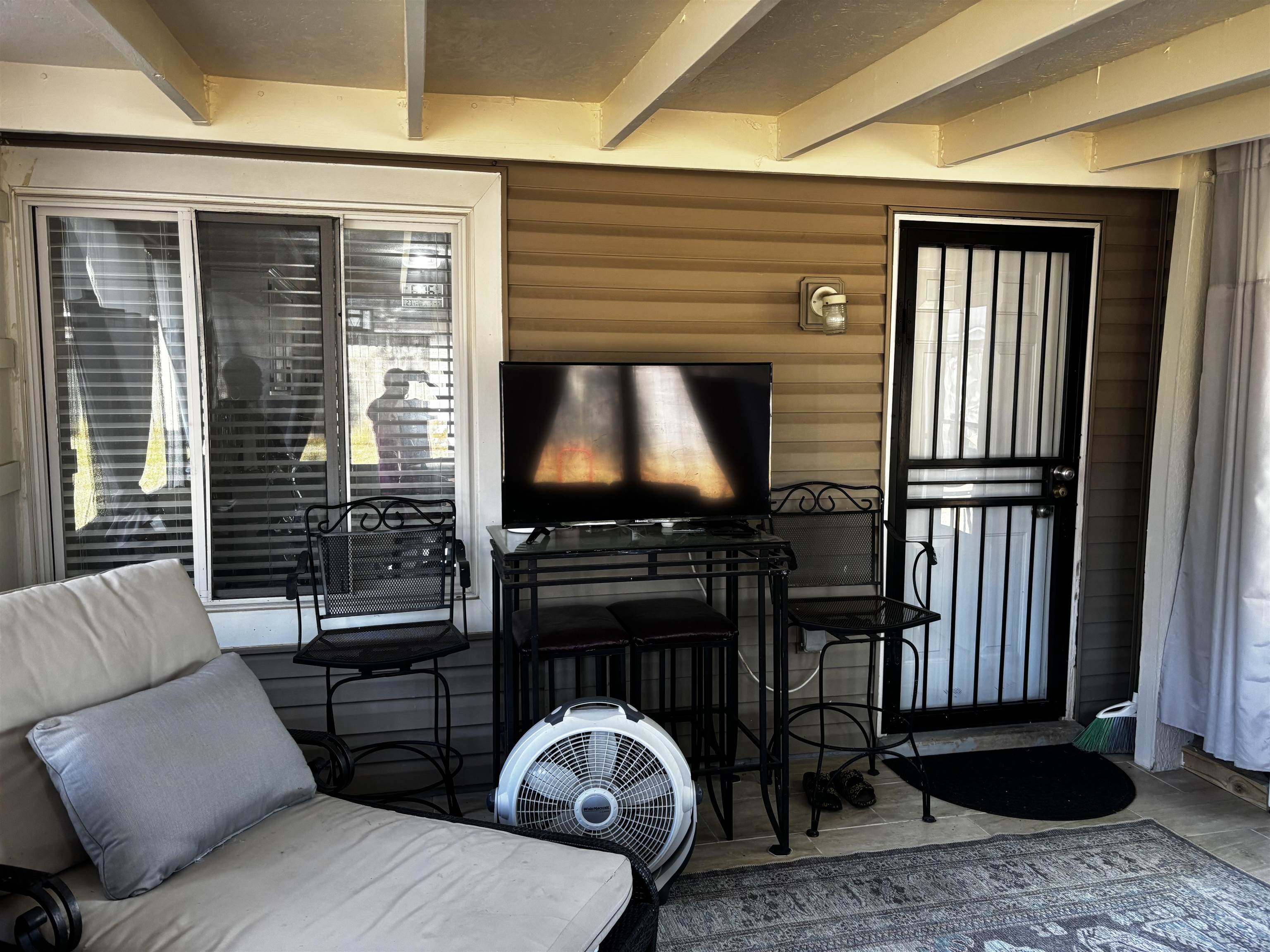 3080 Ridgeway Rd Property Photo 4