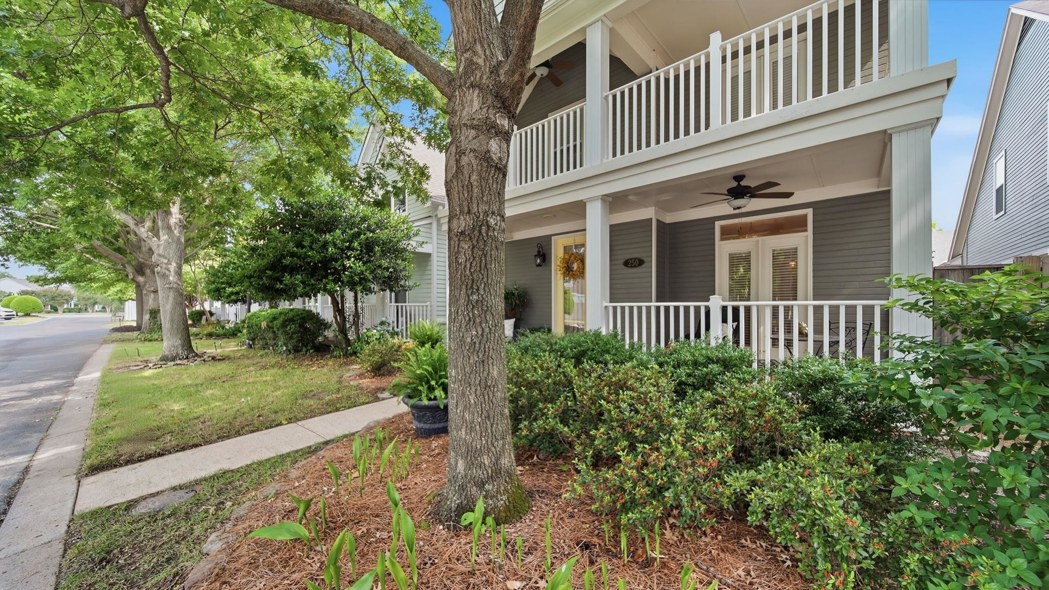 250 Fleets Island Dr Property Photo 5