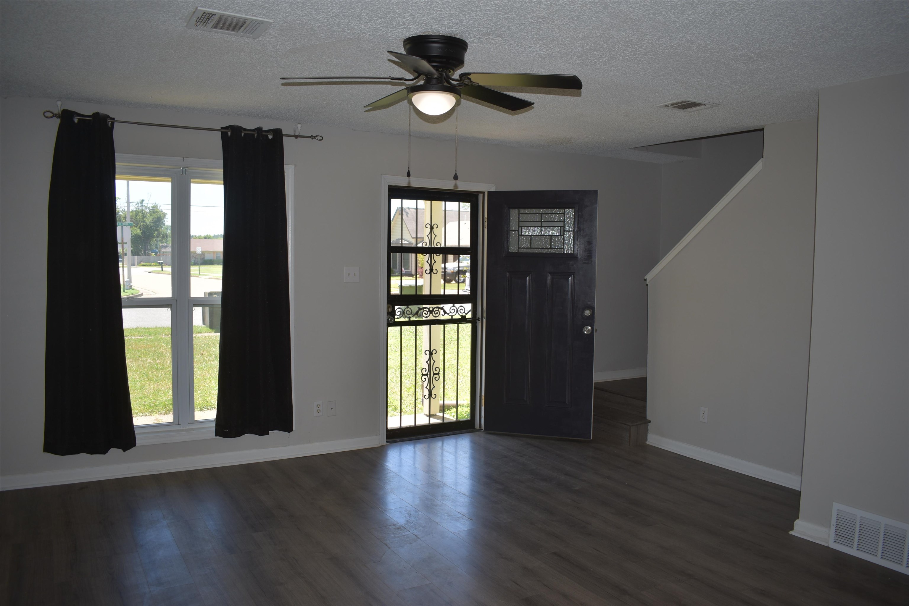 4300 Bennett Wood Dr Property Photo 2