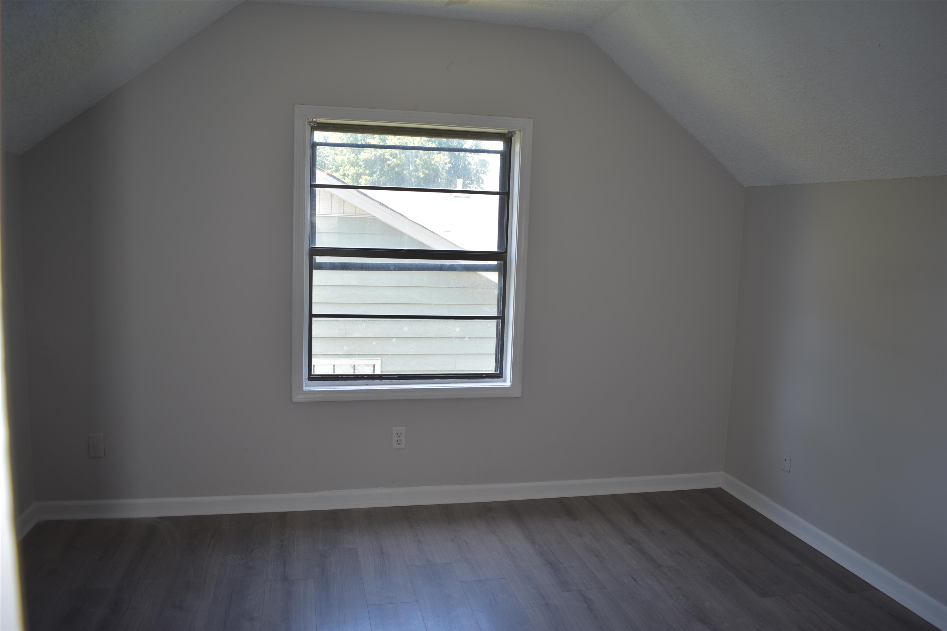 4300 Bennett Wood Dr Property Photo 14