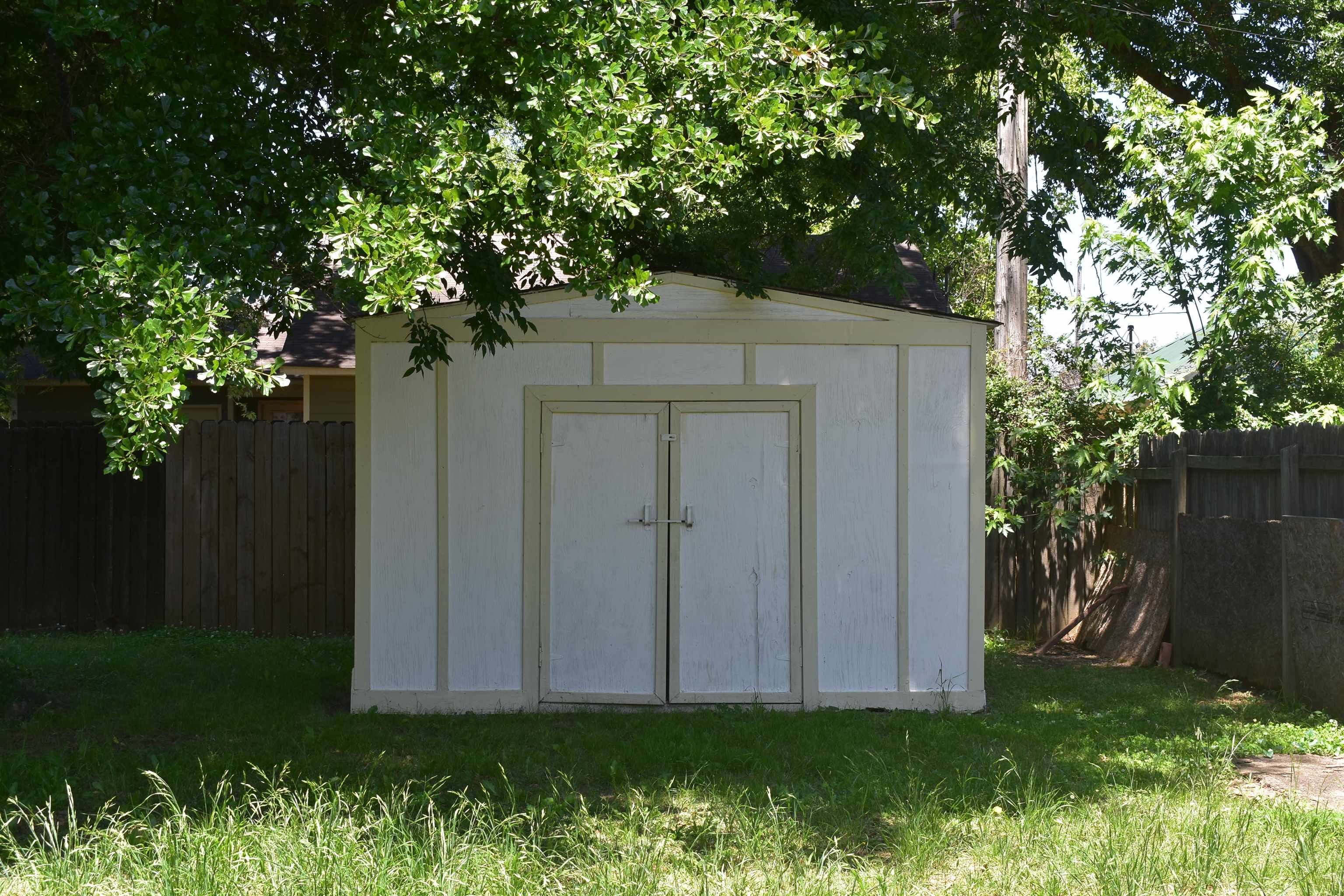 4300 Bennett Wood Dr Property Photo 15