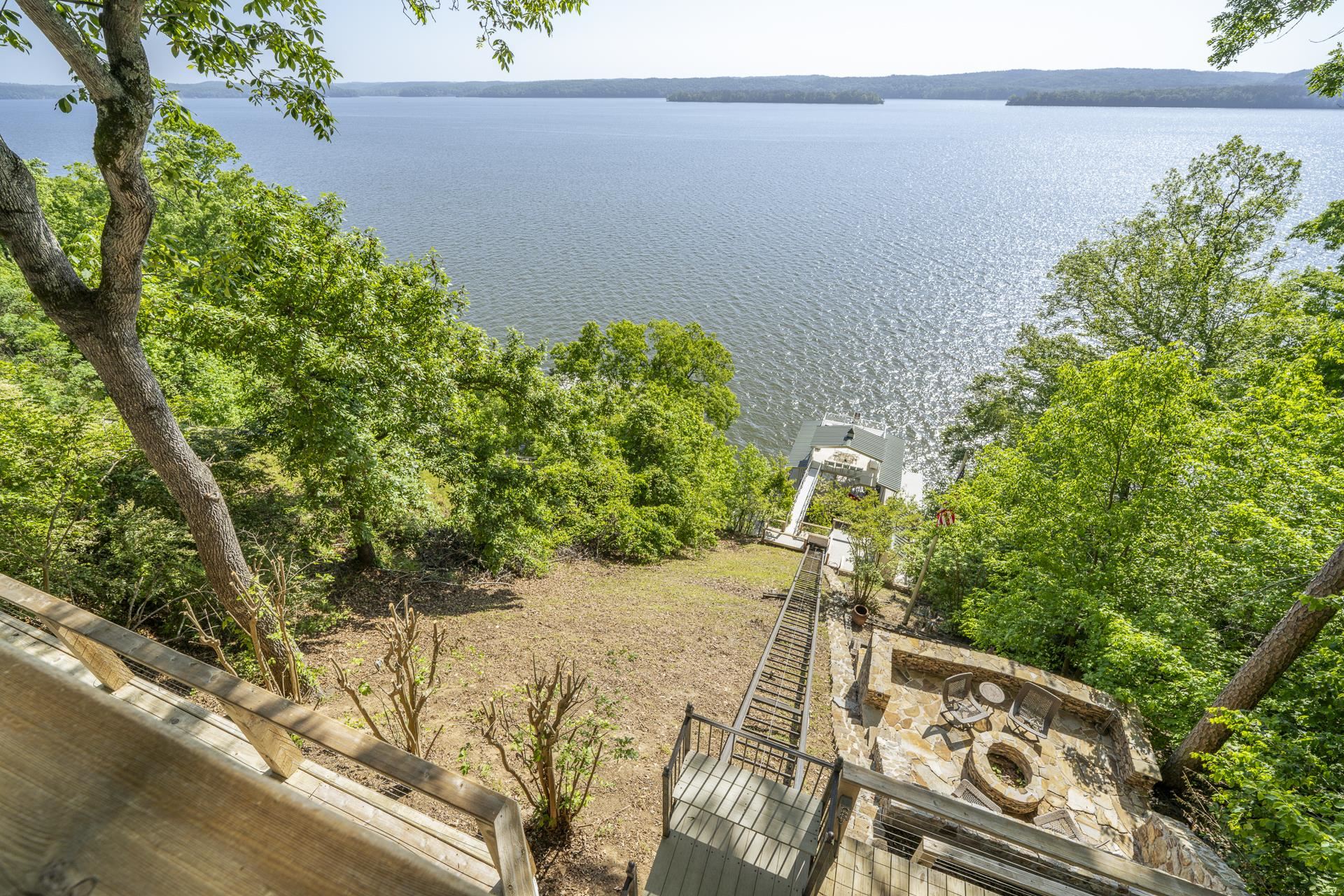 585 Island View Dr Property Photo 40