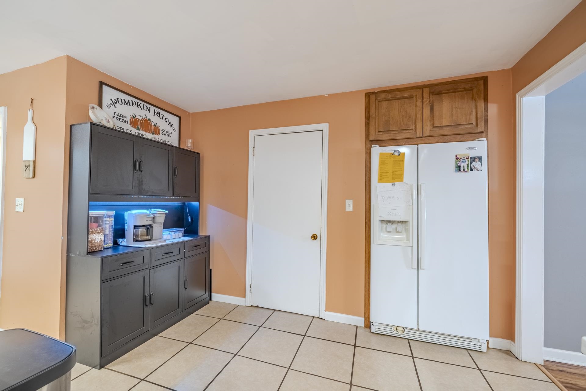 8809 22 Hwy S Property Photo 5