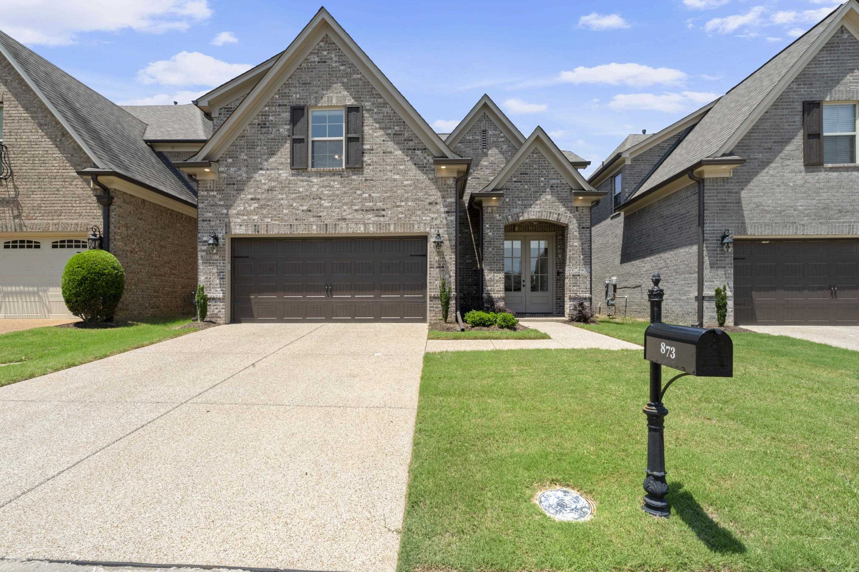 873 Winter Leaf Dr Property Photo 1