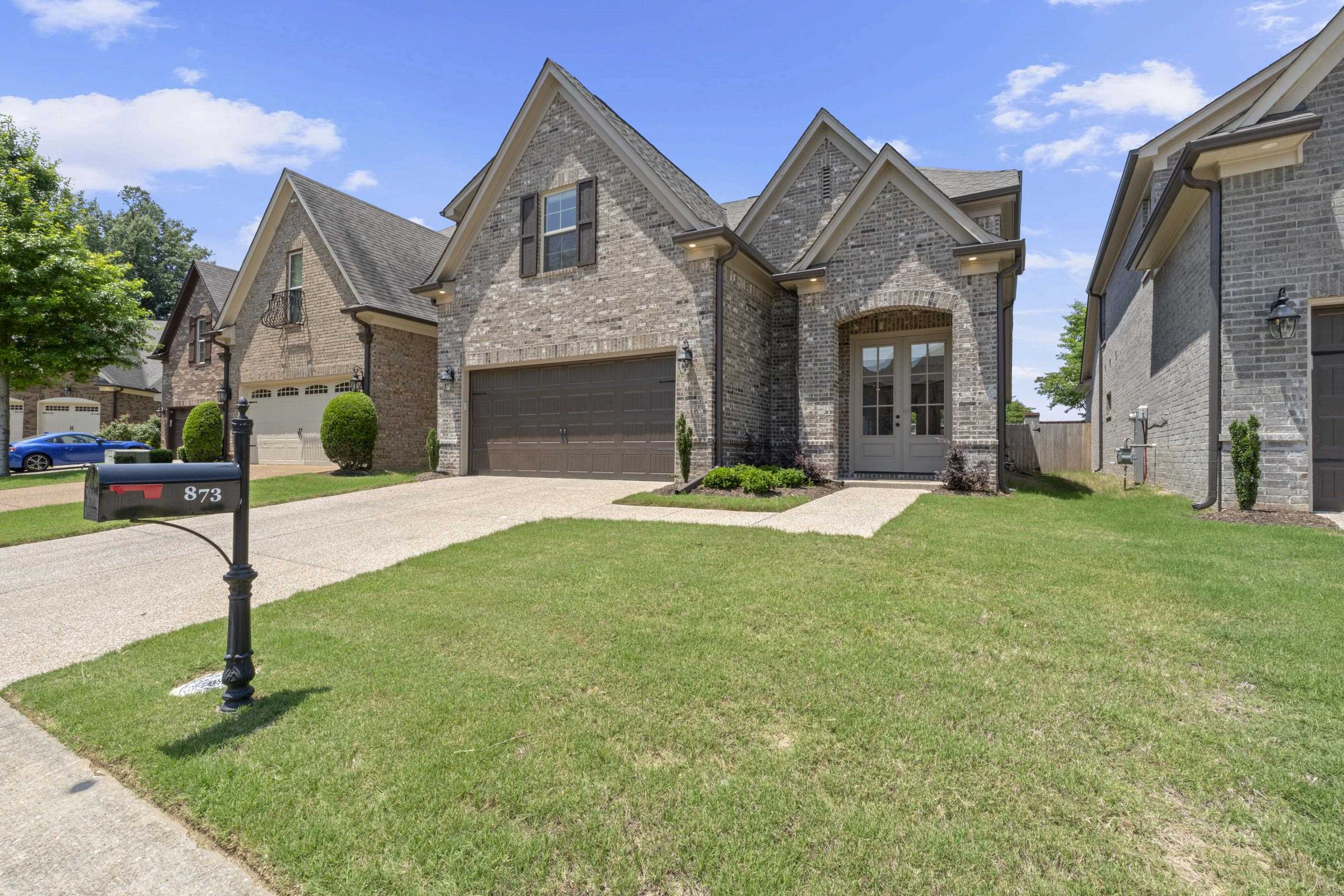 873 Winter Leaf Dr Property Photo 3
