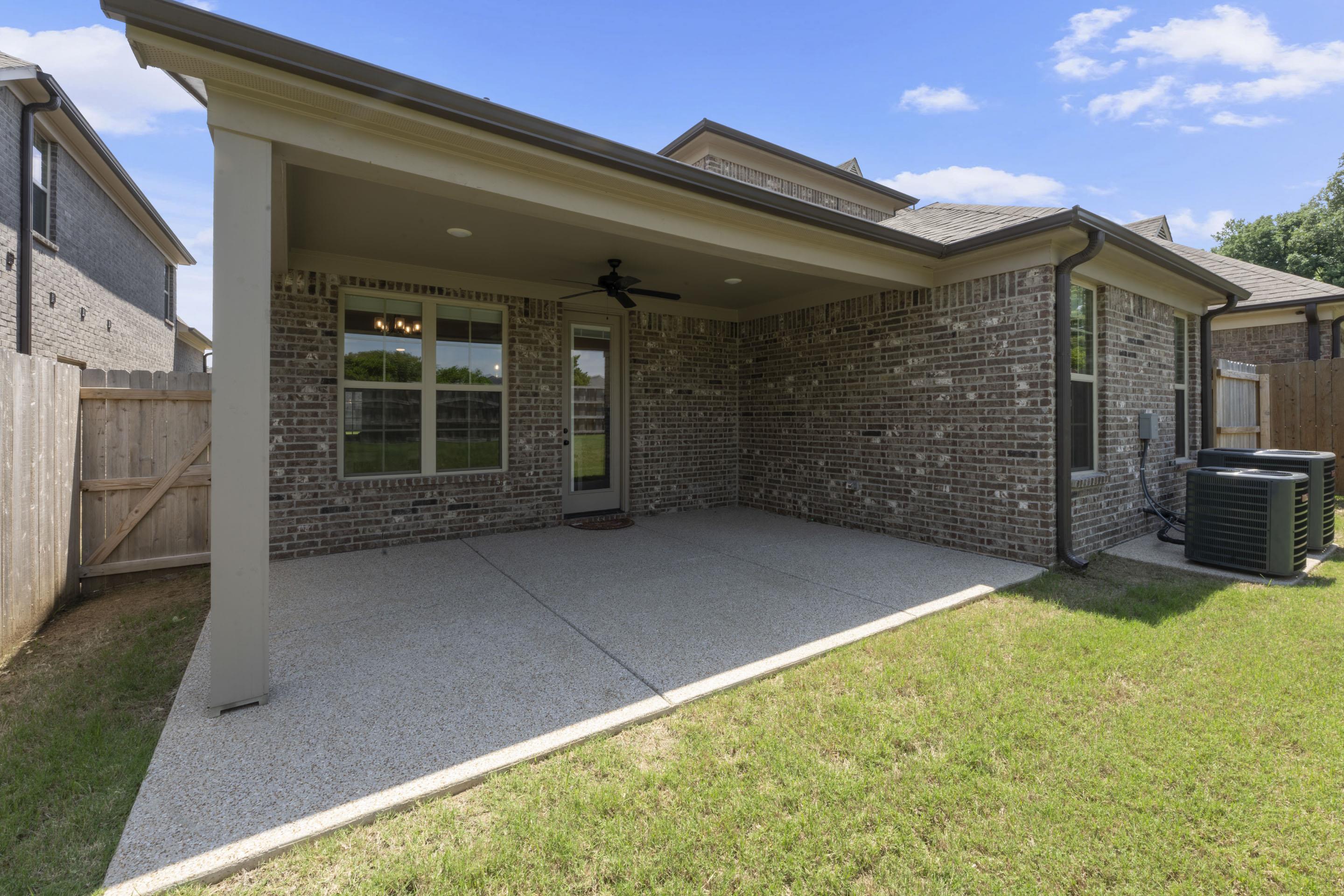 873 Winter Leaf Dr Property Photo 28