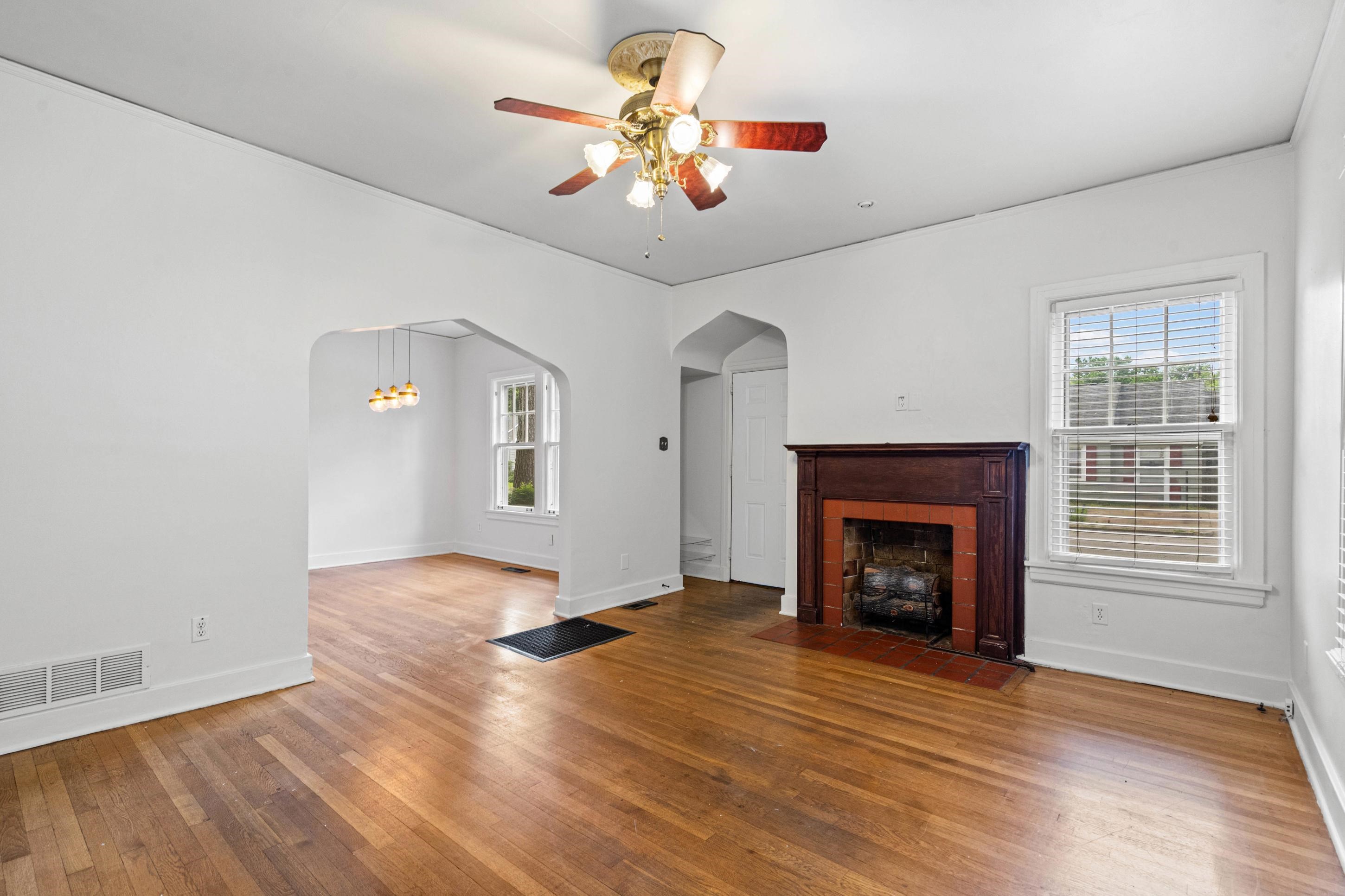 1818 Mignon Ave Property Photo 2