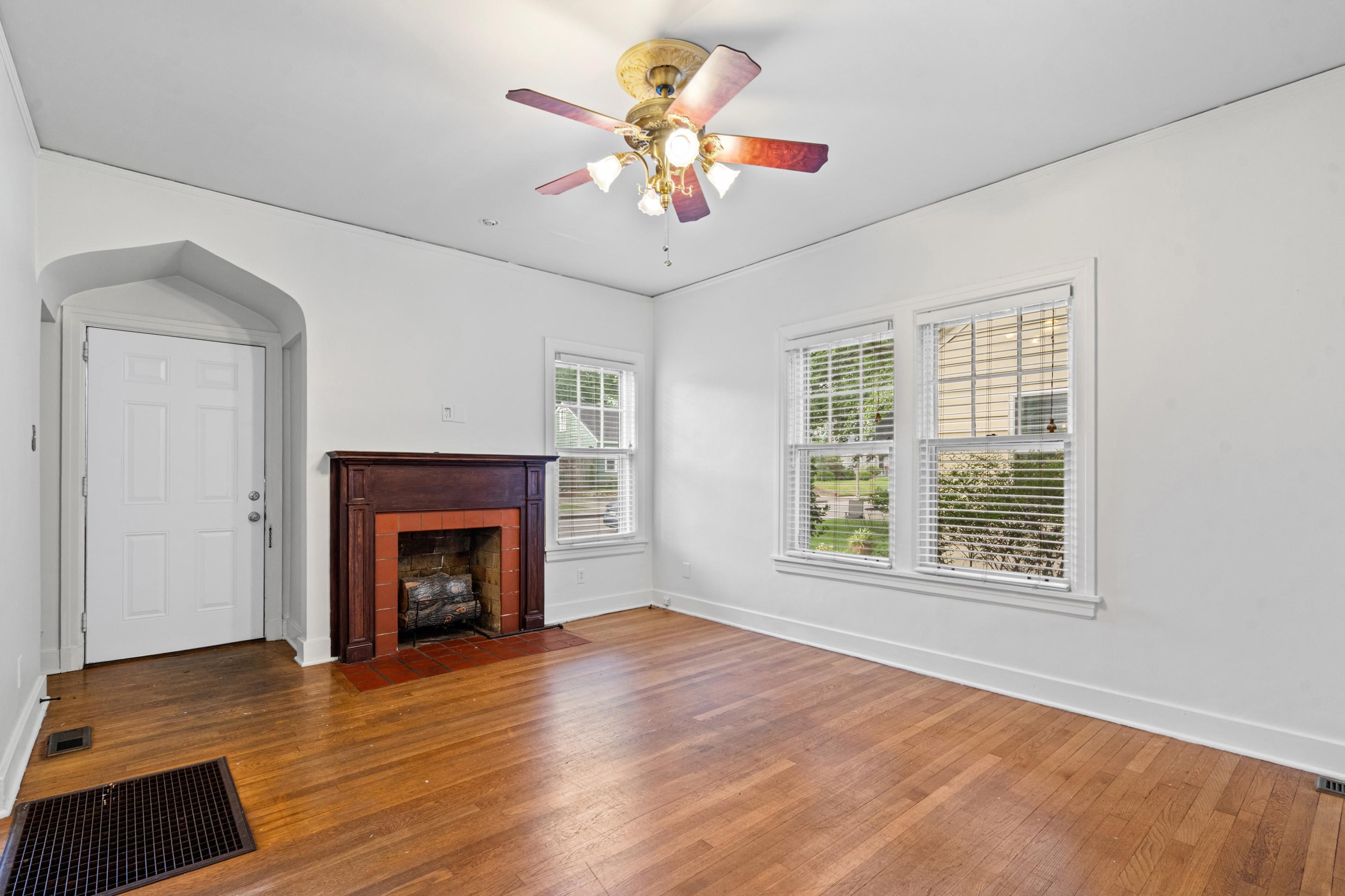 1818 Mignon Ave Property Photo 3