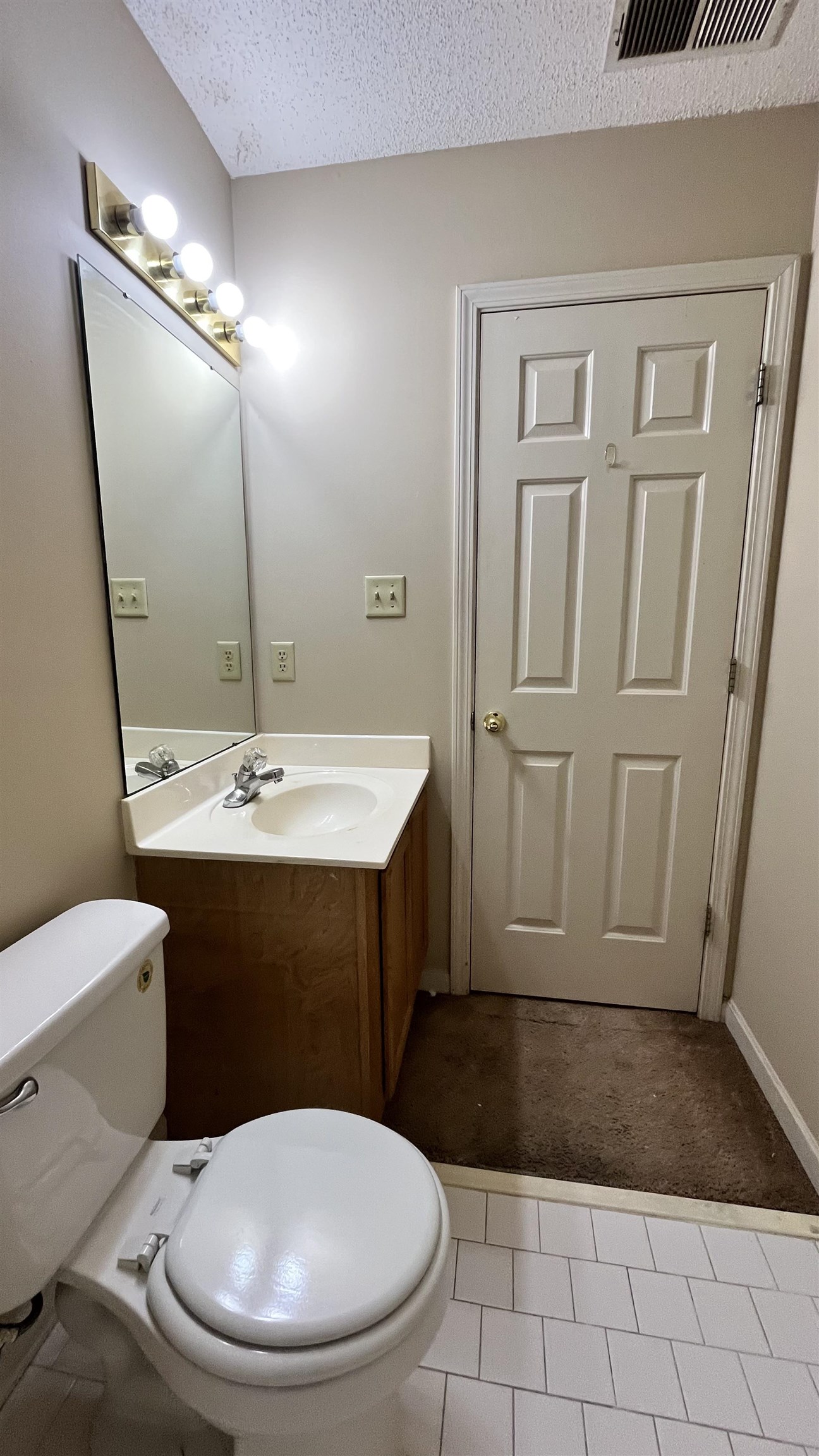 7276 Amberly Way Dr Property Photo 10