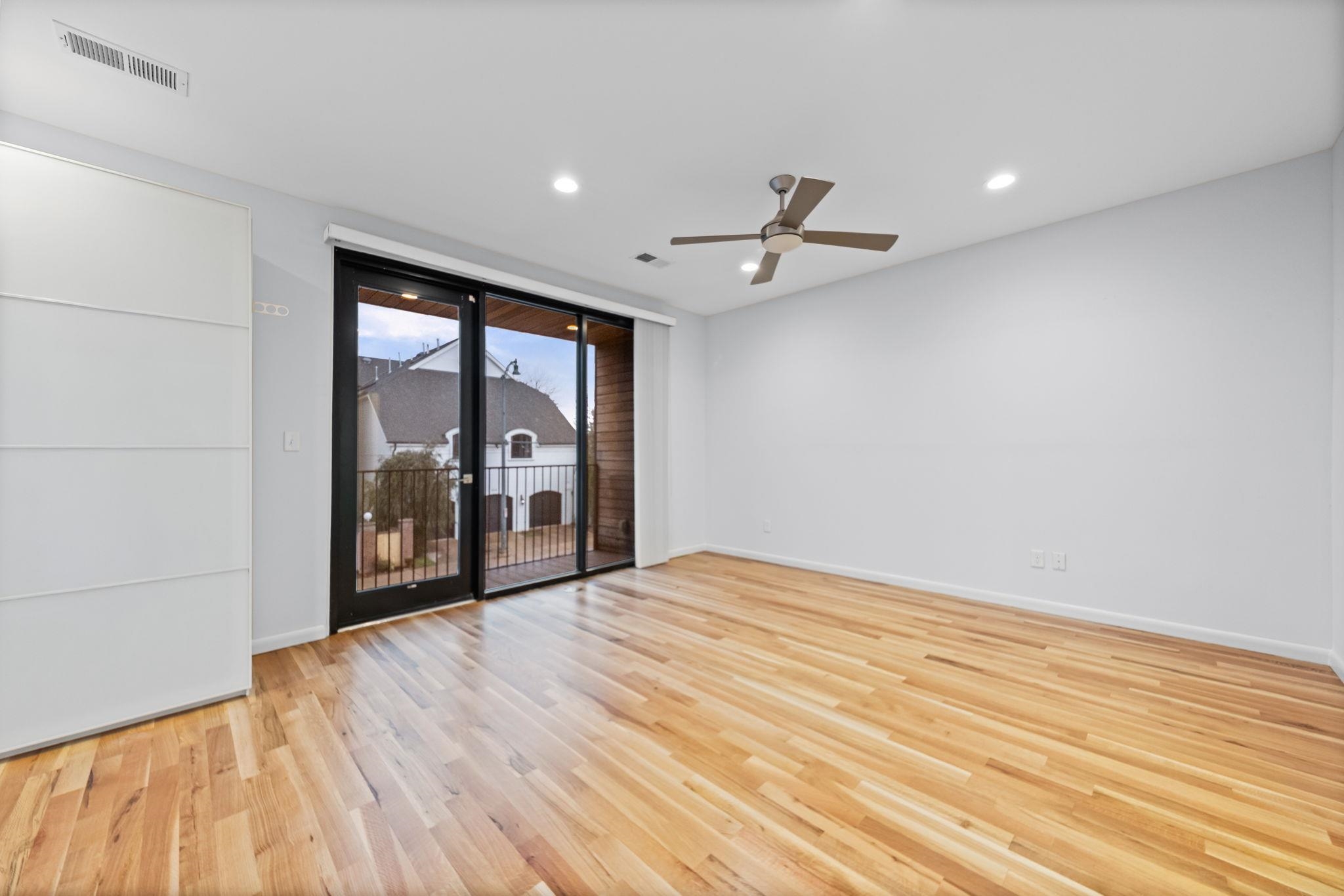 448 Tennessee St Property Photo 17
