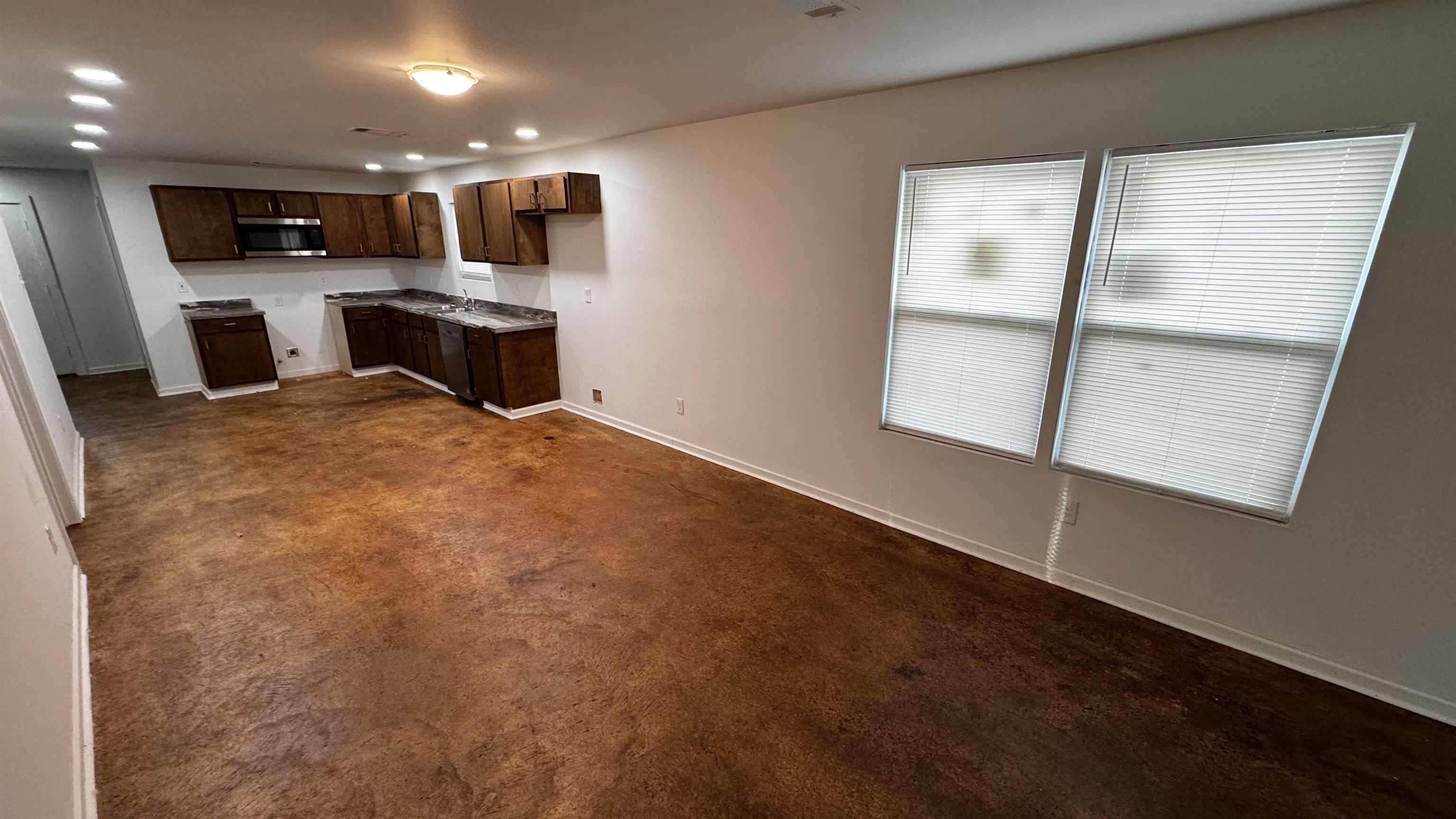 3021 Chelsea Ave Property Photo 6
