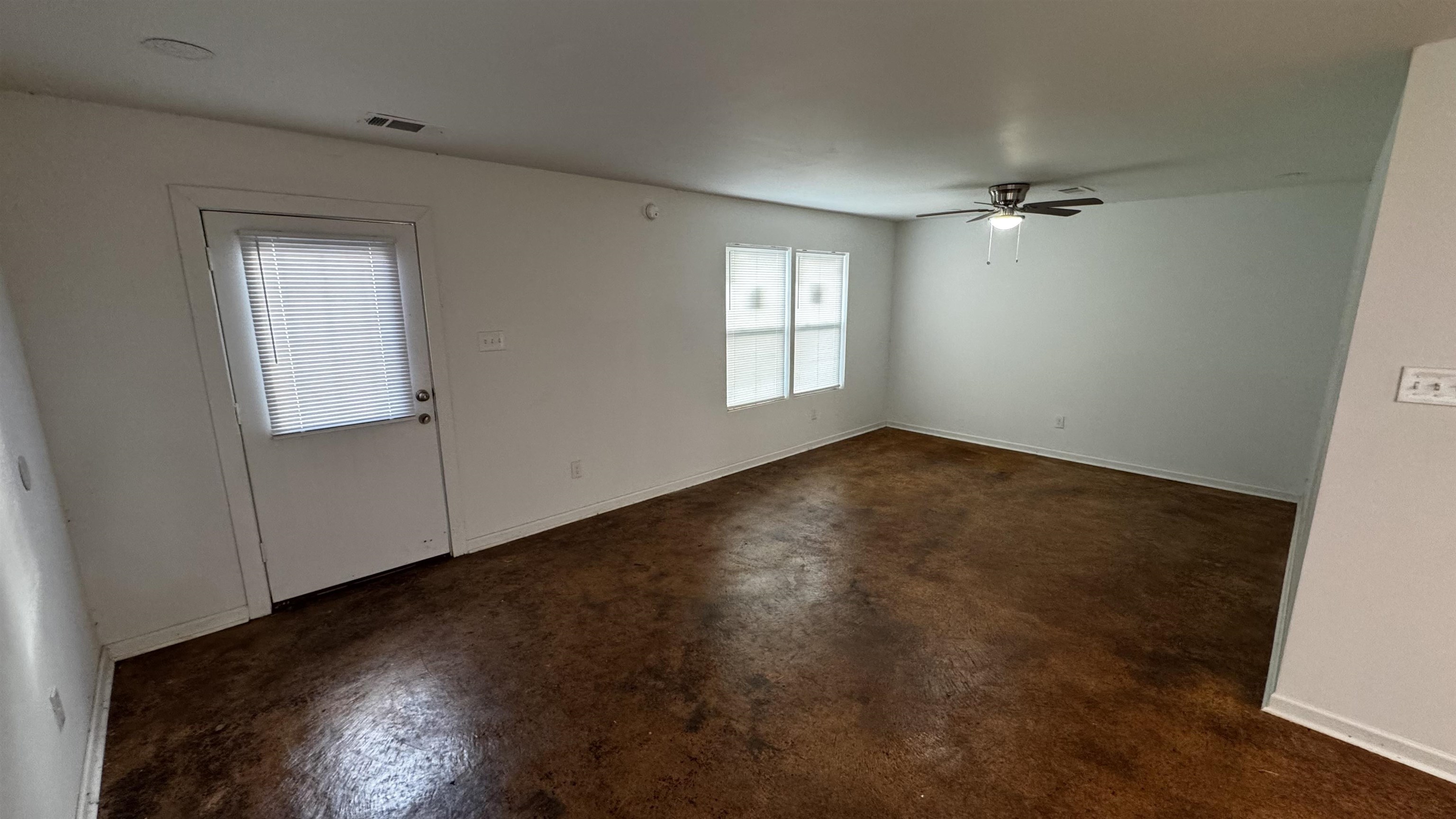 3021 Chelsea Ave Property Photo 7