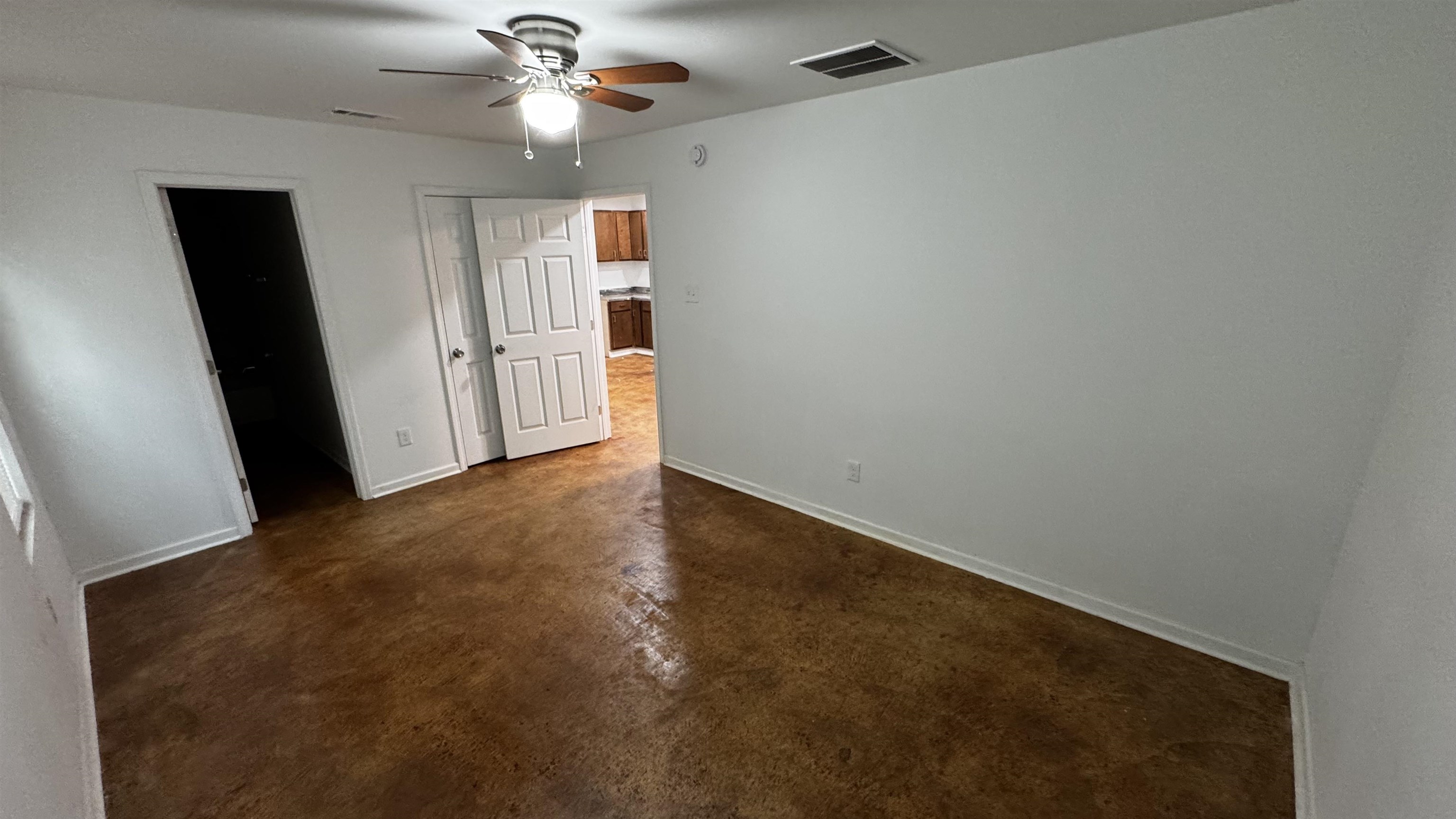 3021 Chelsea Ave Property Photo 9