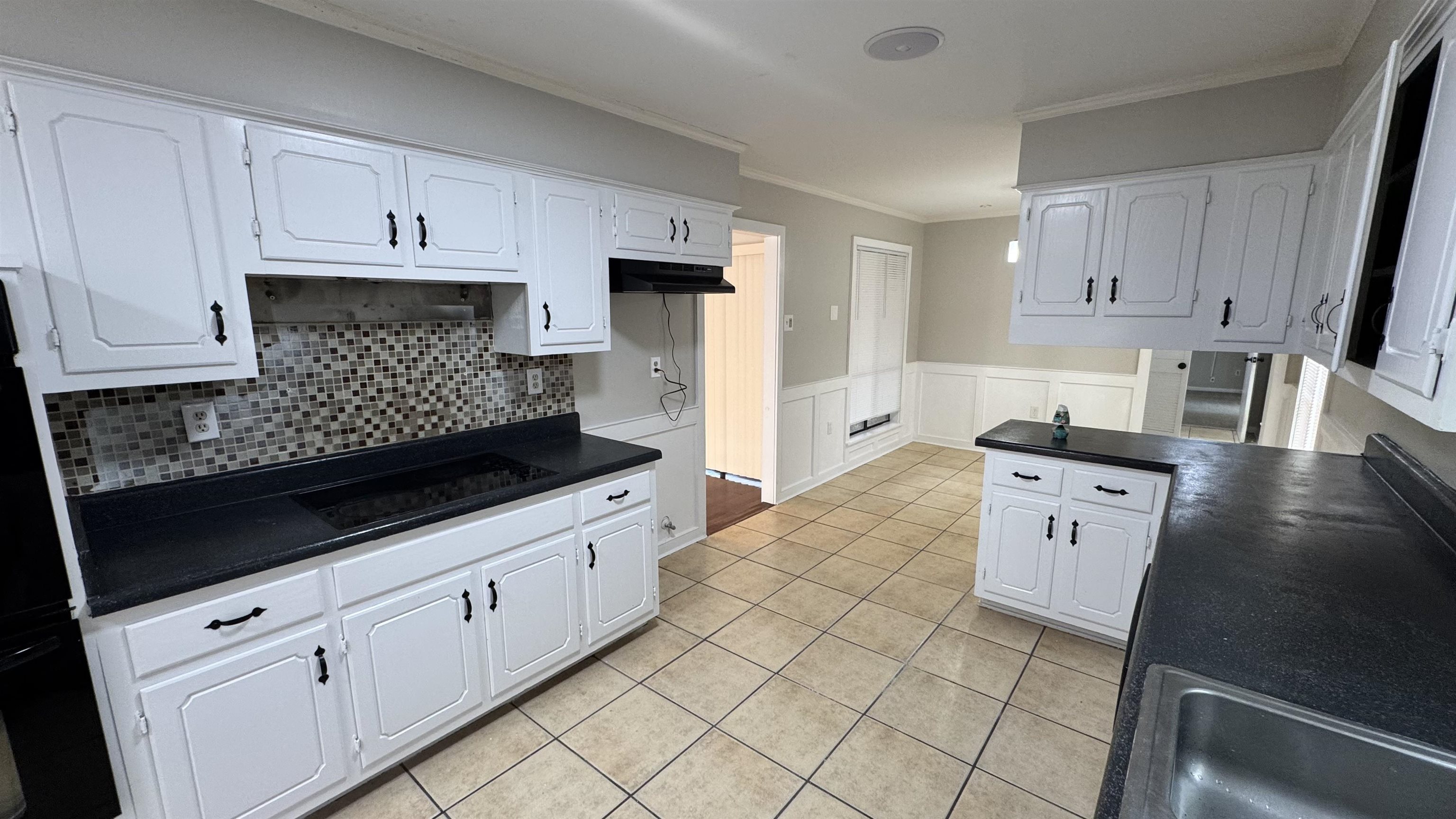 2302 Hawksmoor Pl Property Photo 10