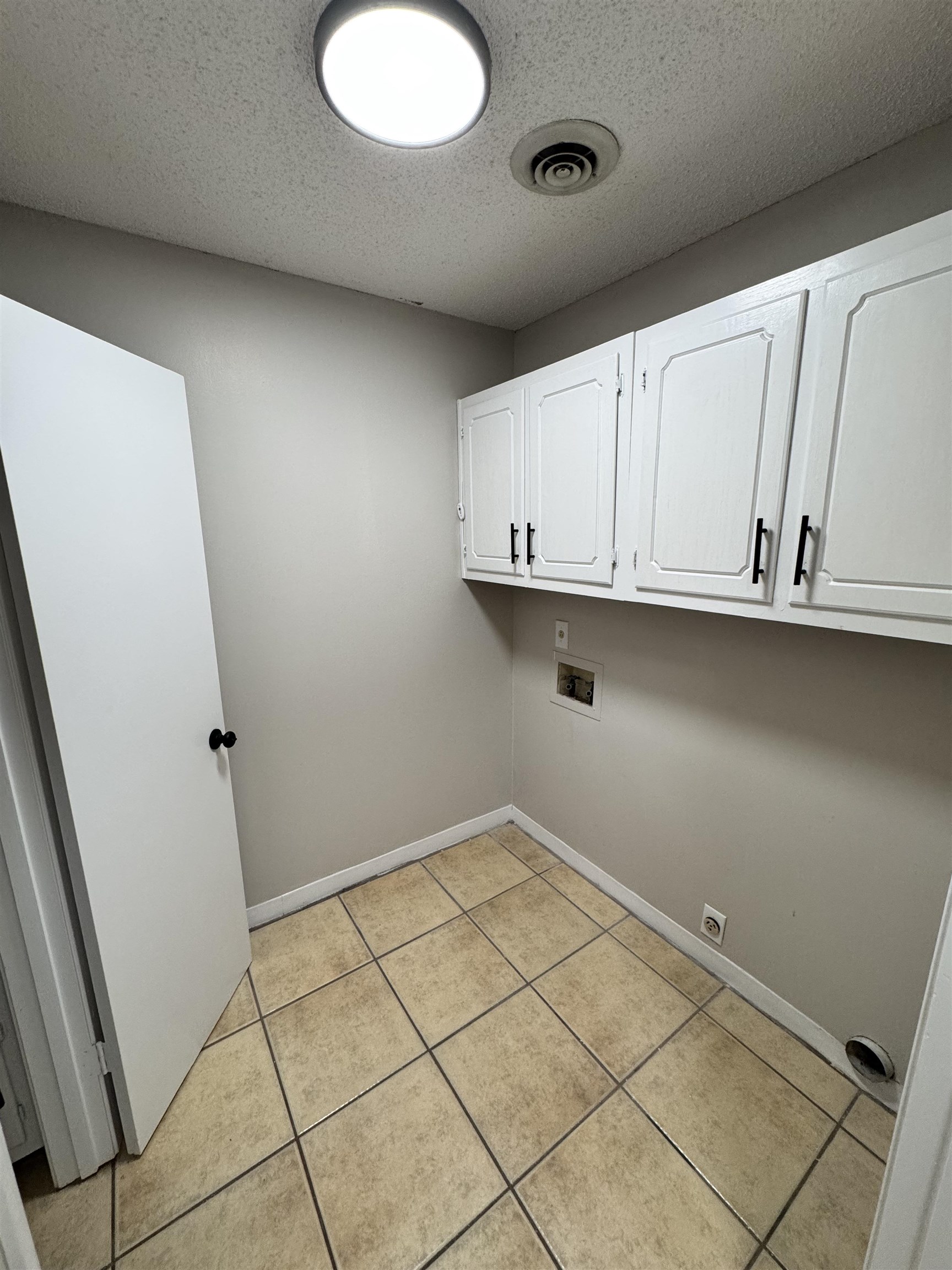 2302 Hawksmoor Pl Property Photo 13