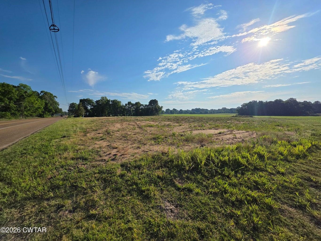 2101 Highway 18 Hwy Property Photo 2
