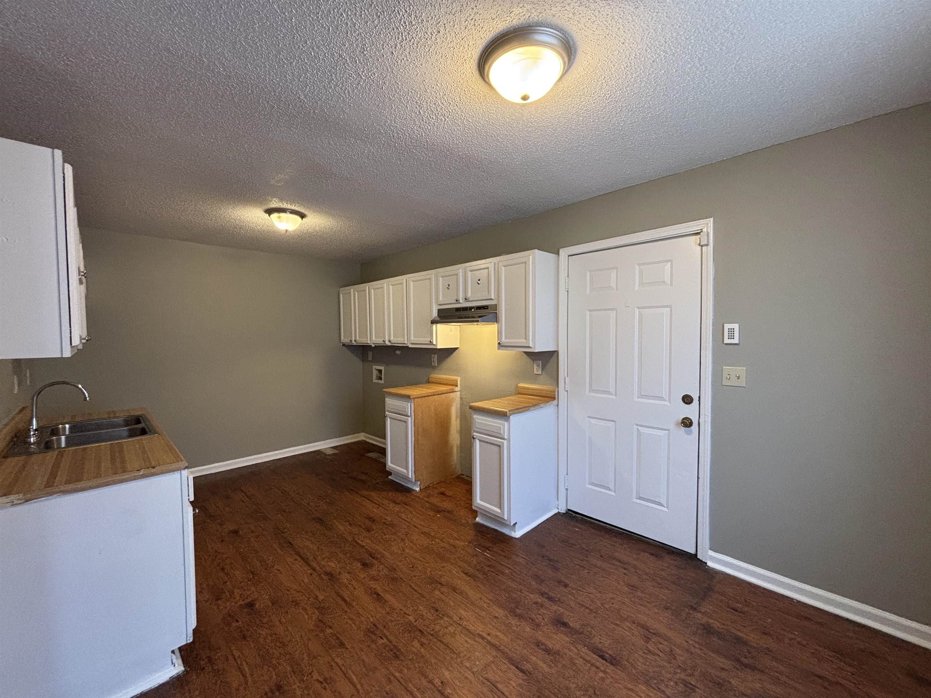 4450 Arnold Cv Property Photo 3