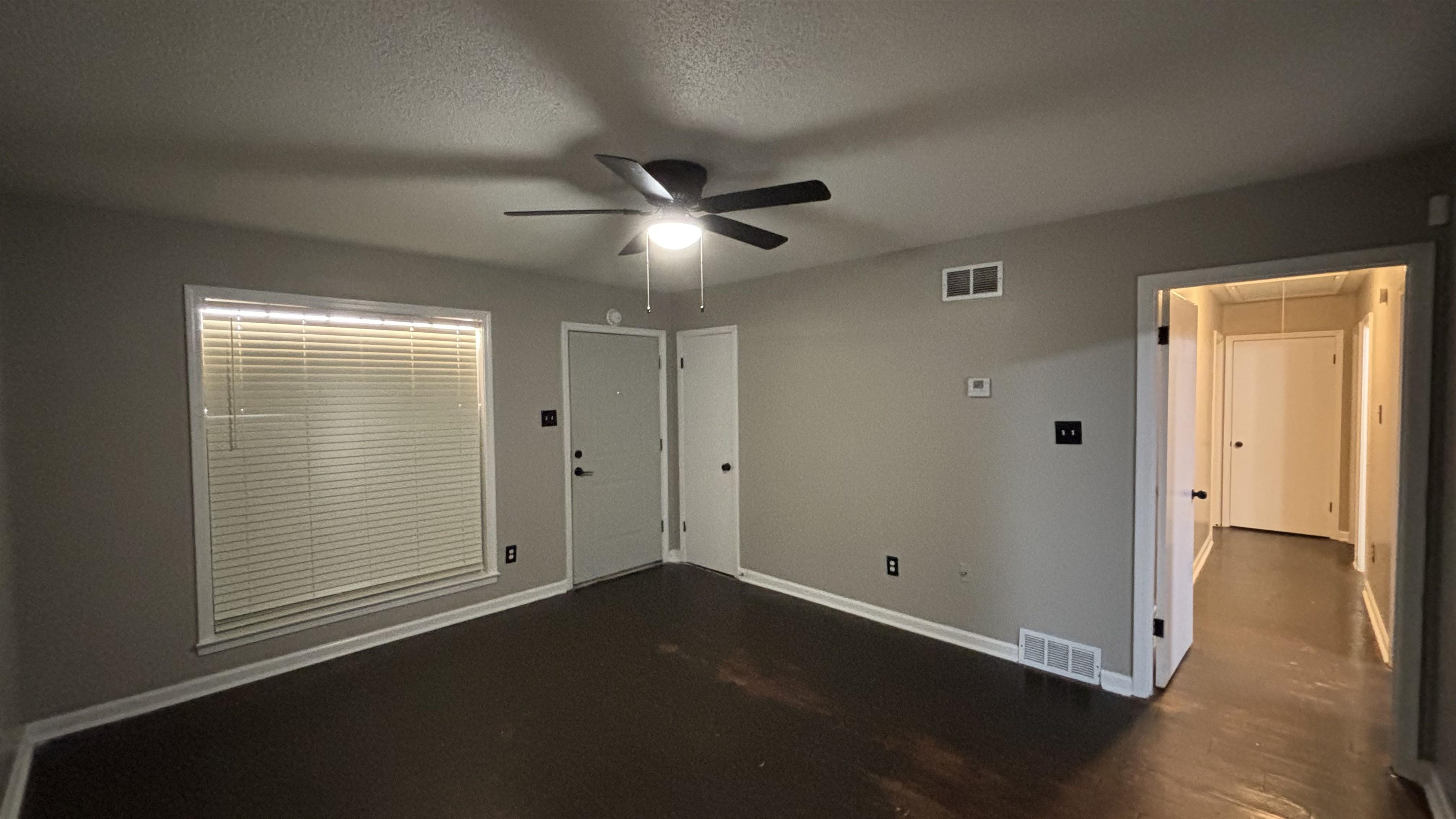 3863 N Trezevant St Property Photo 6