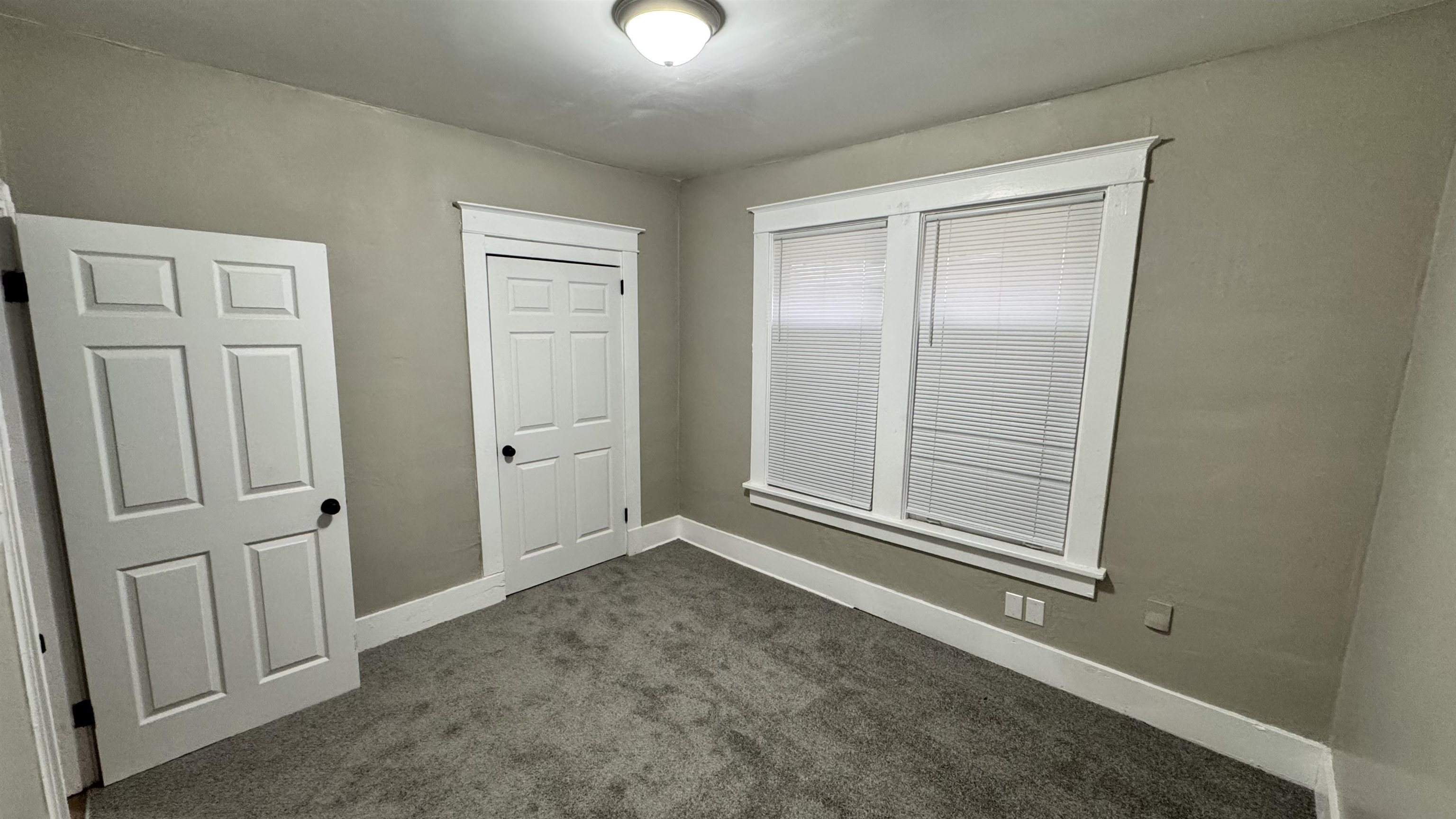 919 N Willett St Property Photo 15
