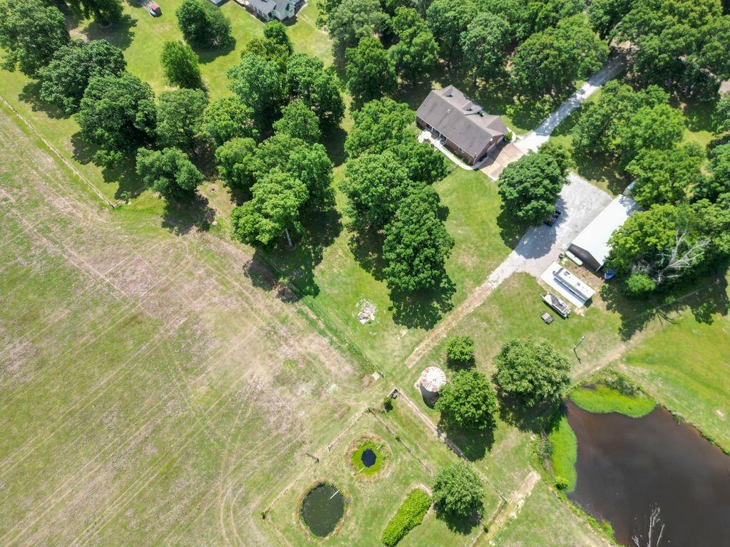 815 Glade Springs Dr Property Photo 3