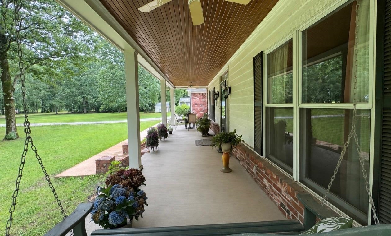 815 Glade Springs Dr Property Photo 8