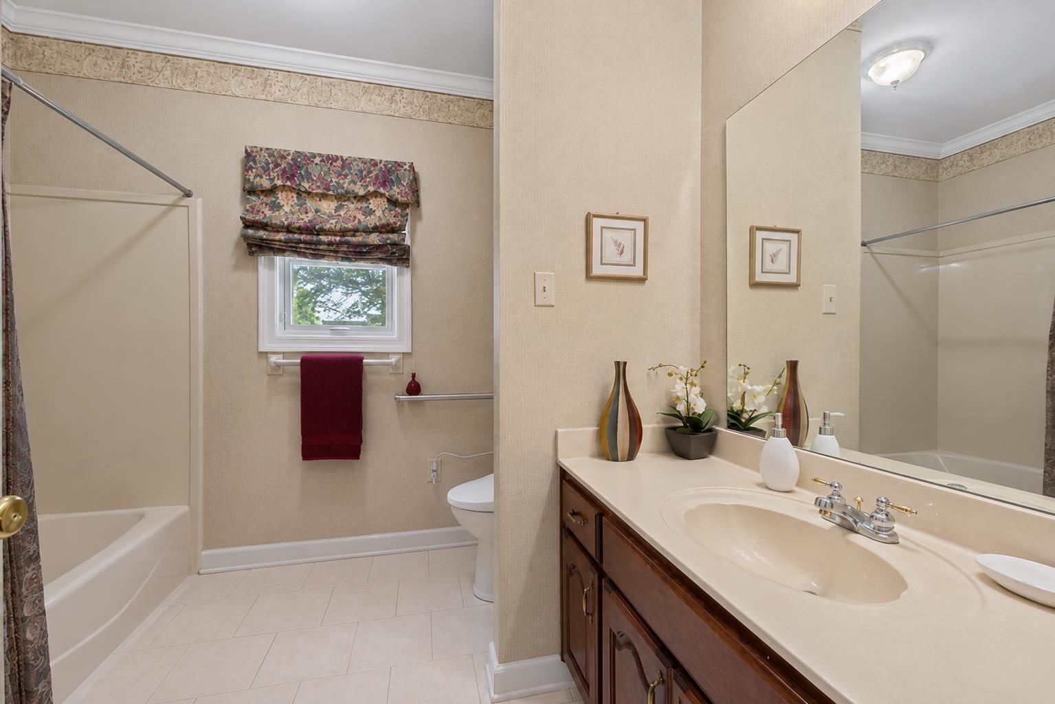 815 Glade Springs Dr Property Photo 24