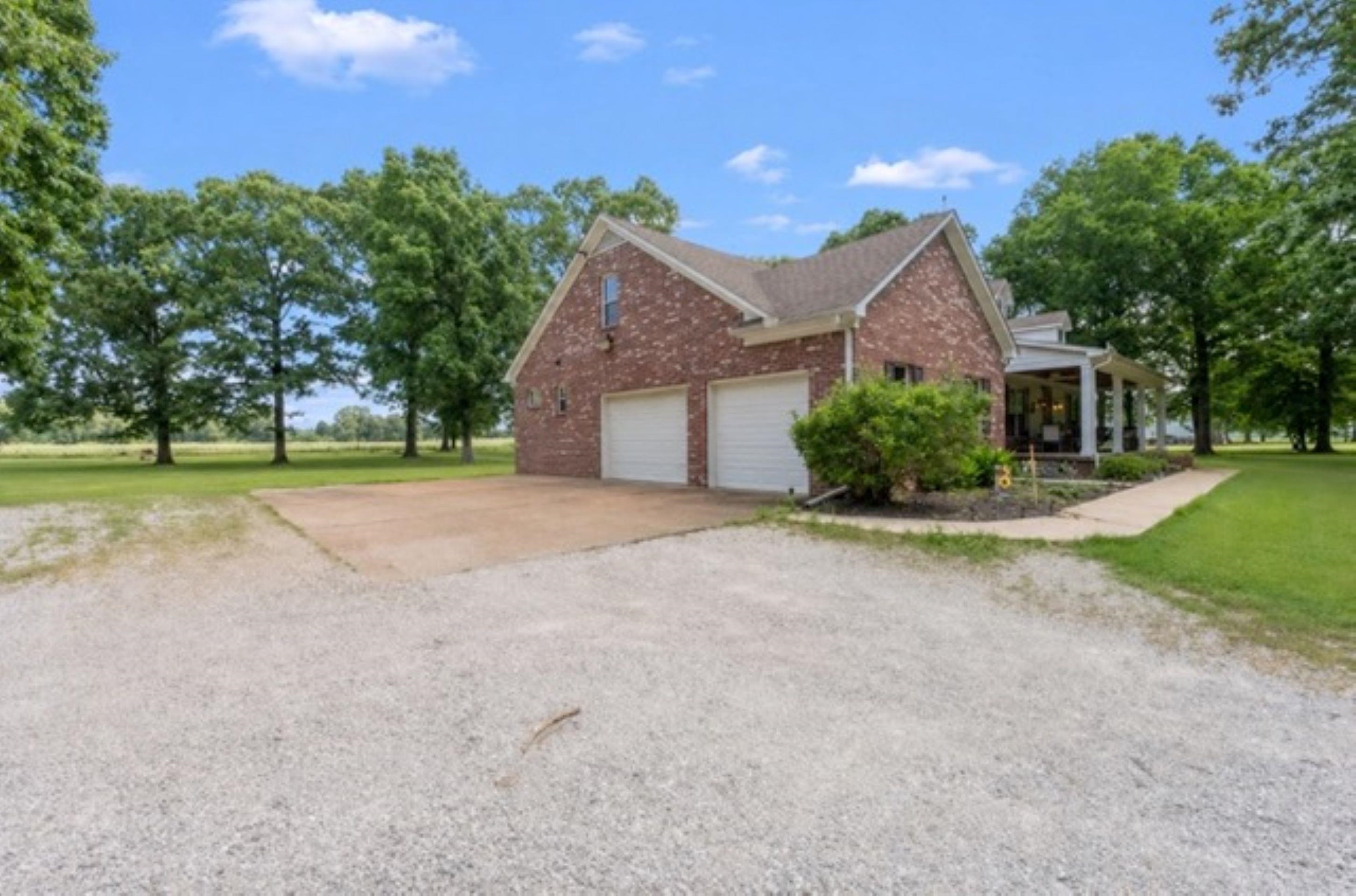 815 Glade Springs Dr Property Photo 30