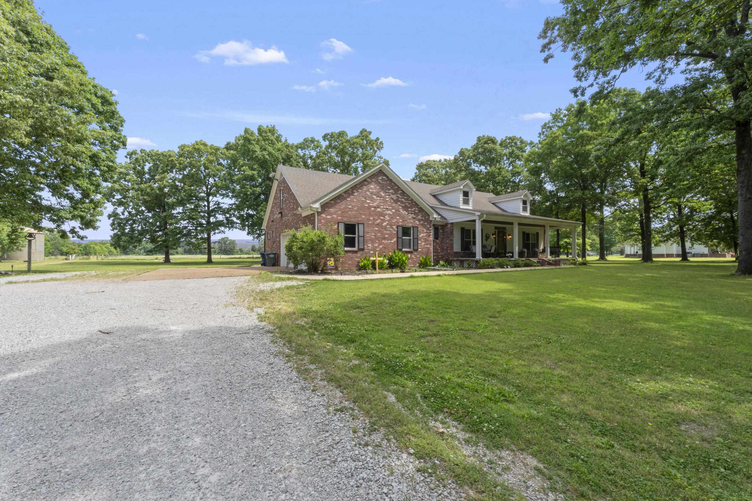815 Glade Springs Dr Property Photo 33