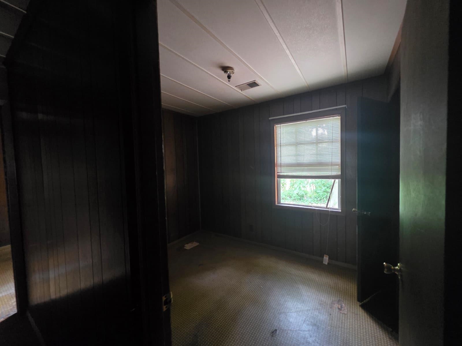 859 N Ball Rd Property Photo 5