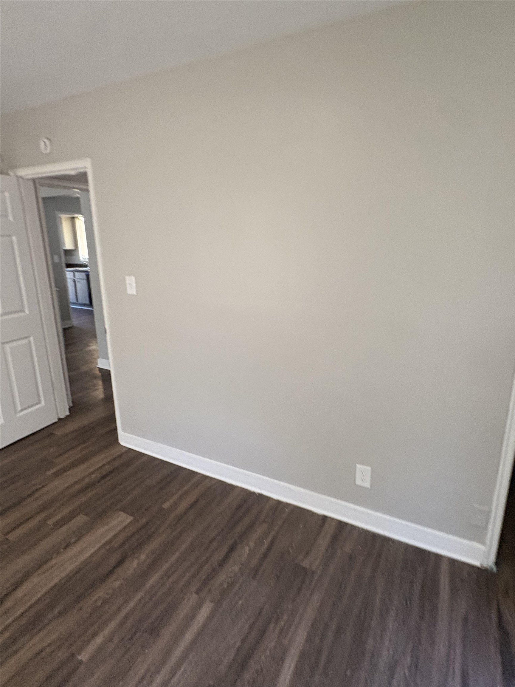 3904 Kimball Ave Property Photo 6