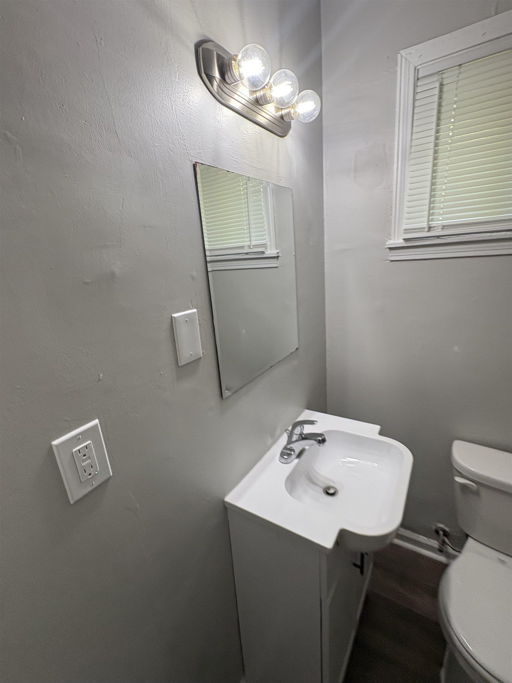 3904 Kimball Ave Property Photo 11