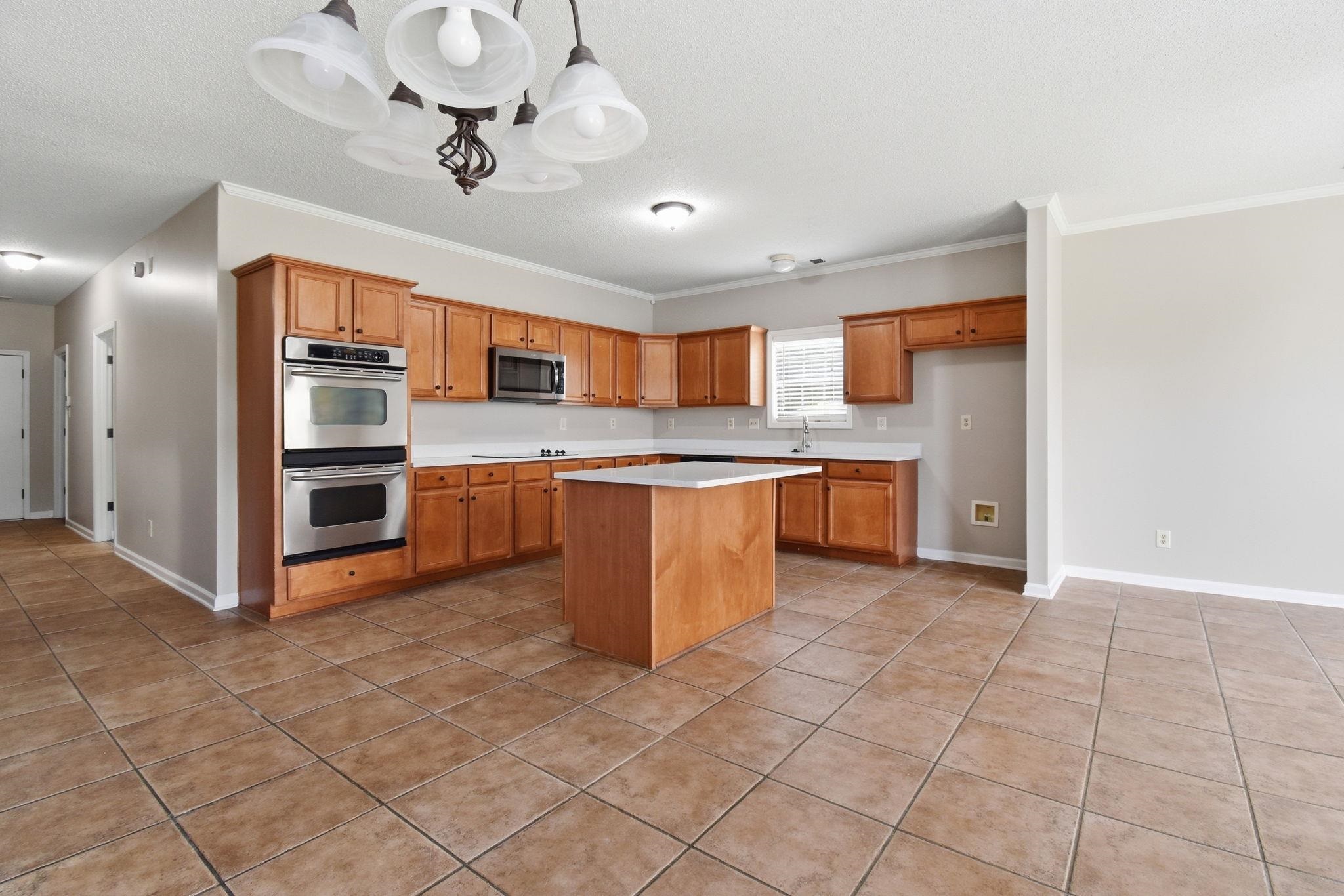 8704 Brunswick Farms Dr Property Photo 11
