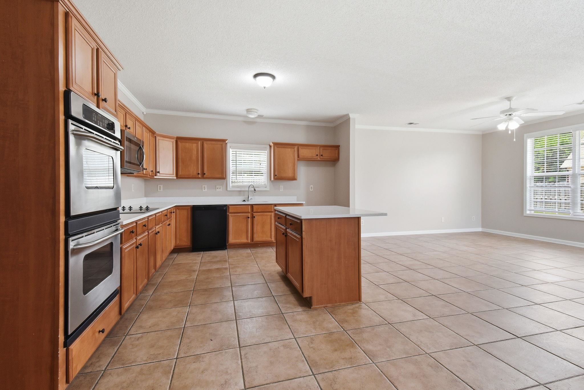 8704 Brunswick Farms Dr Property Photo 12