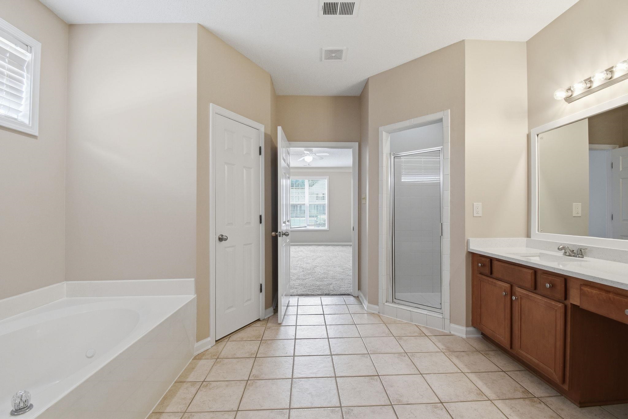 8704 Brunswick Farms Dr Property Photo 27