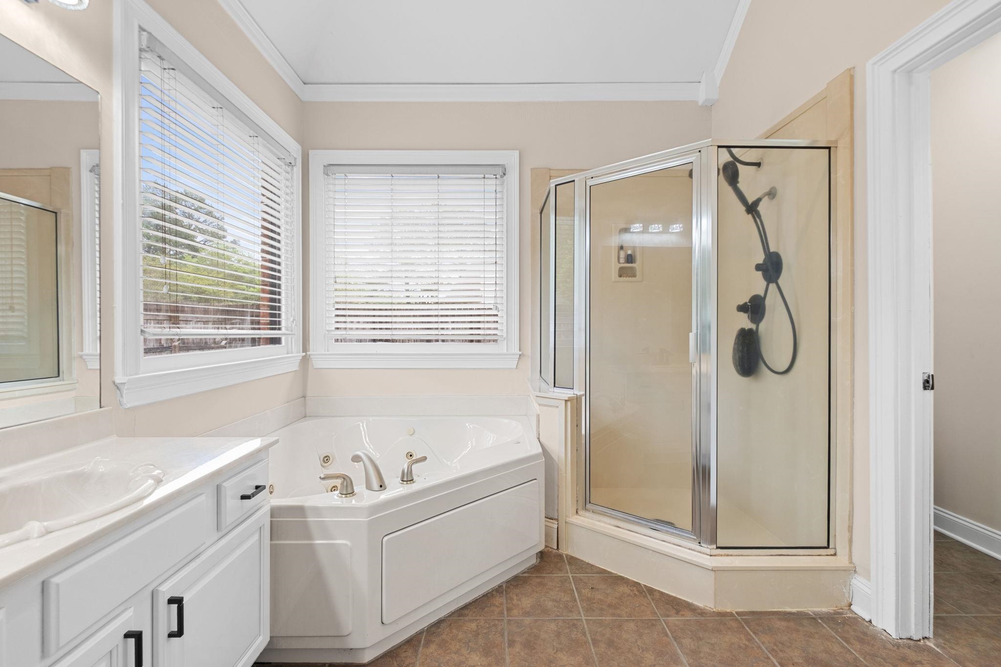 564 Fern Meadow Cv Property Photo 13