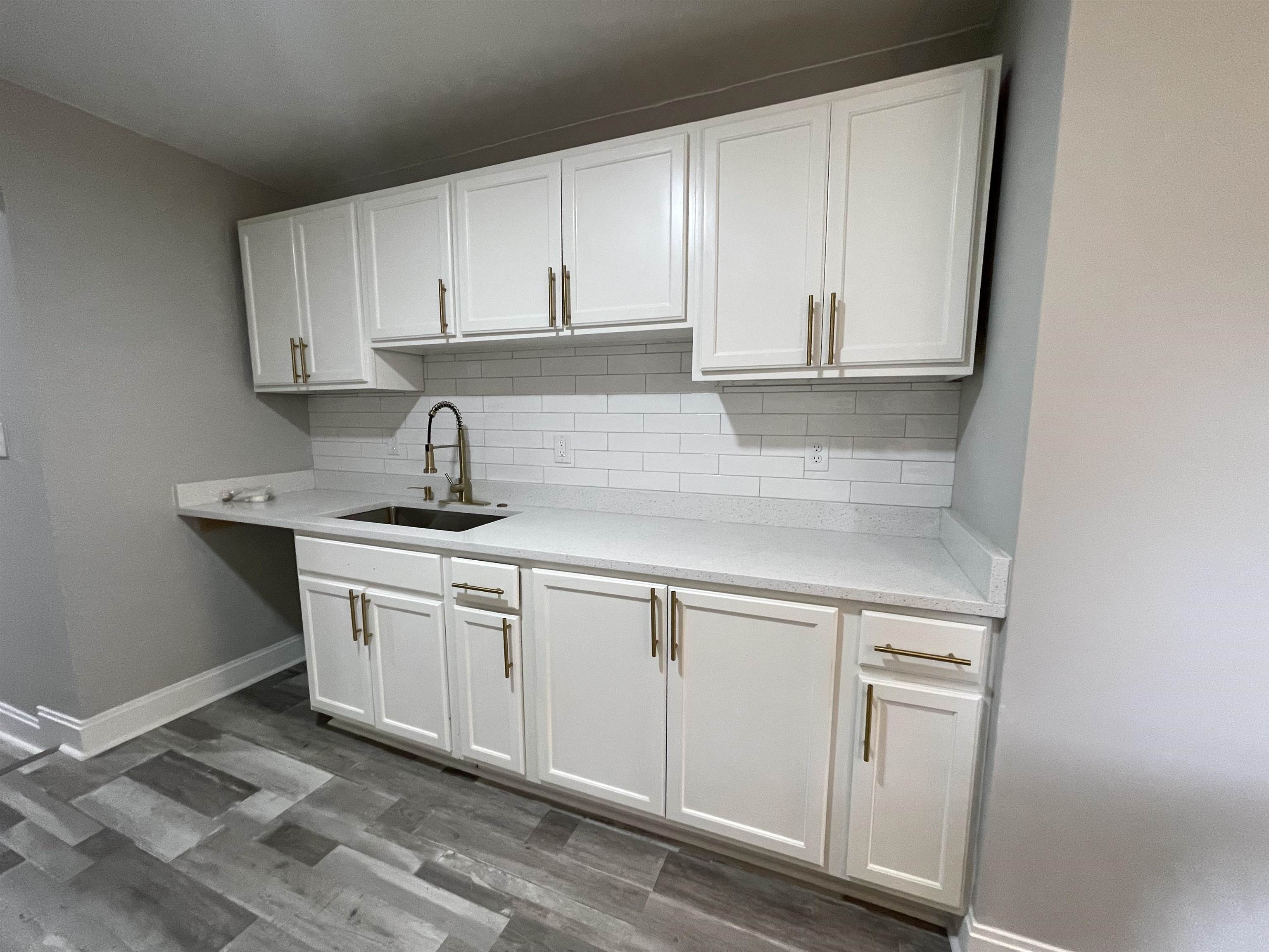 1745 Ozan St Property Photo 10