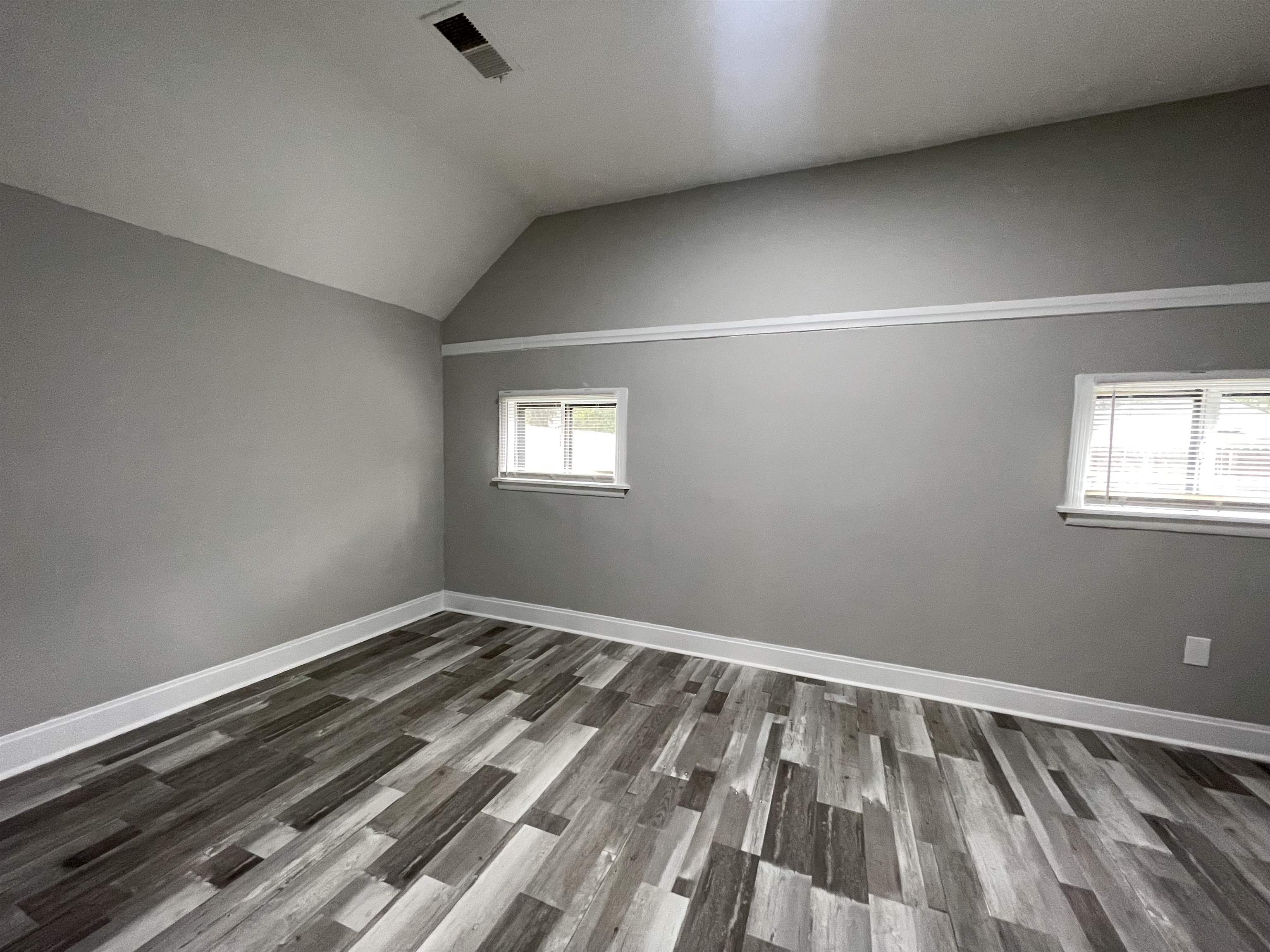 1745 Ozan St Property Photo 17