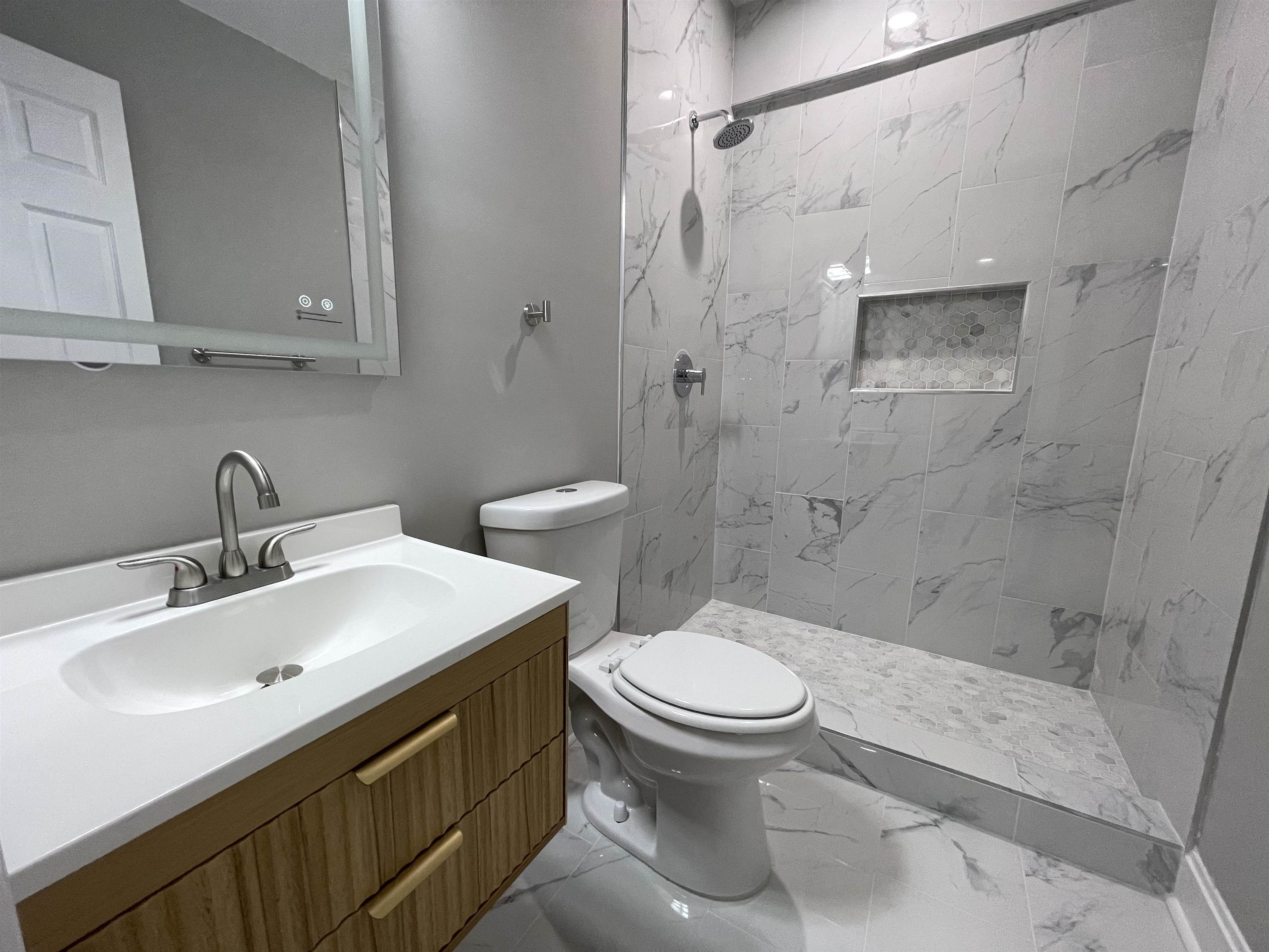 1745 Ozan St Property Photo 19