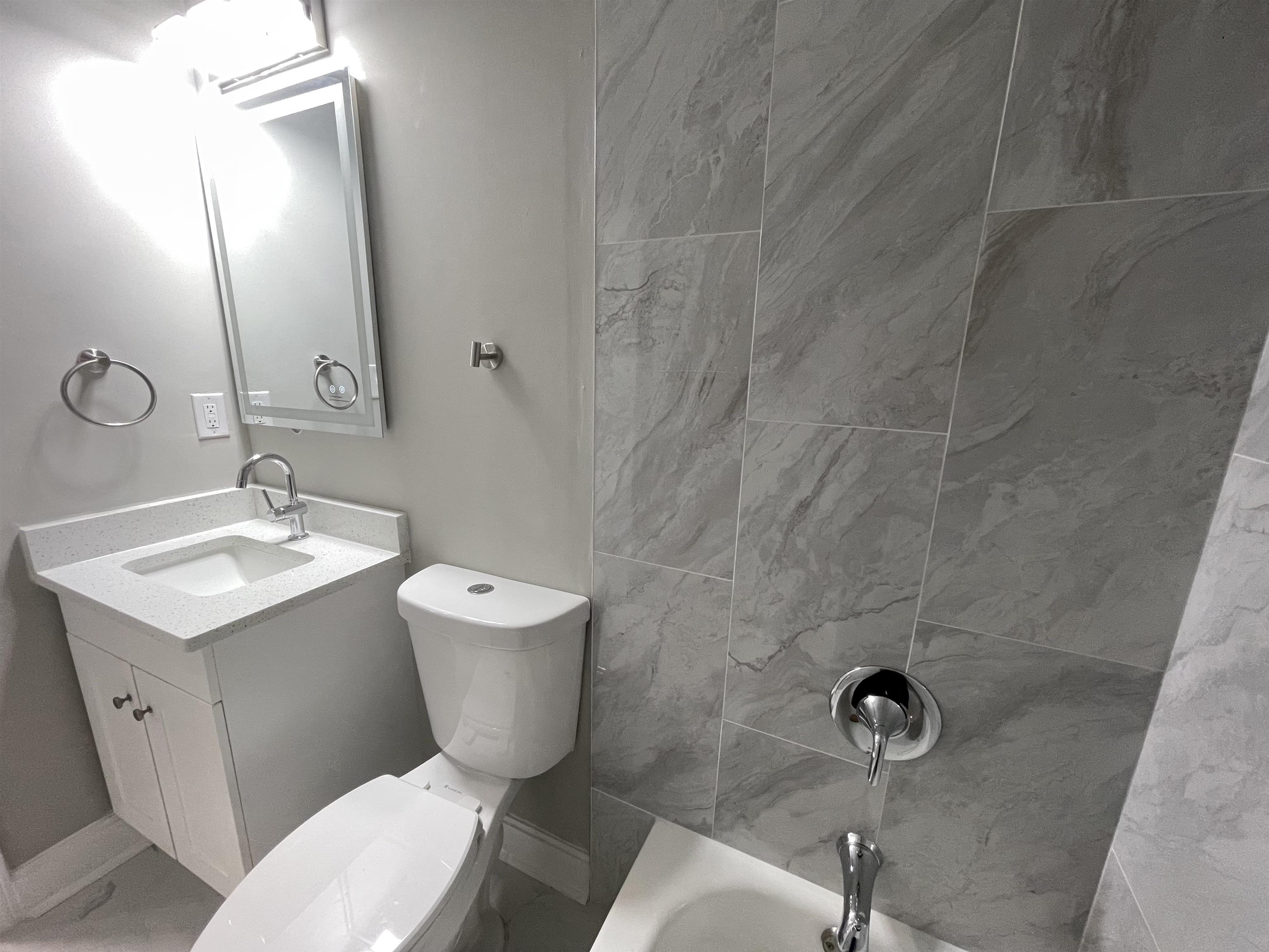 1745 Ozan St Property Photo 23