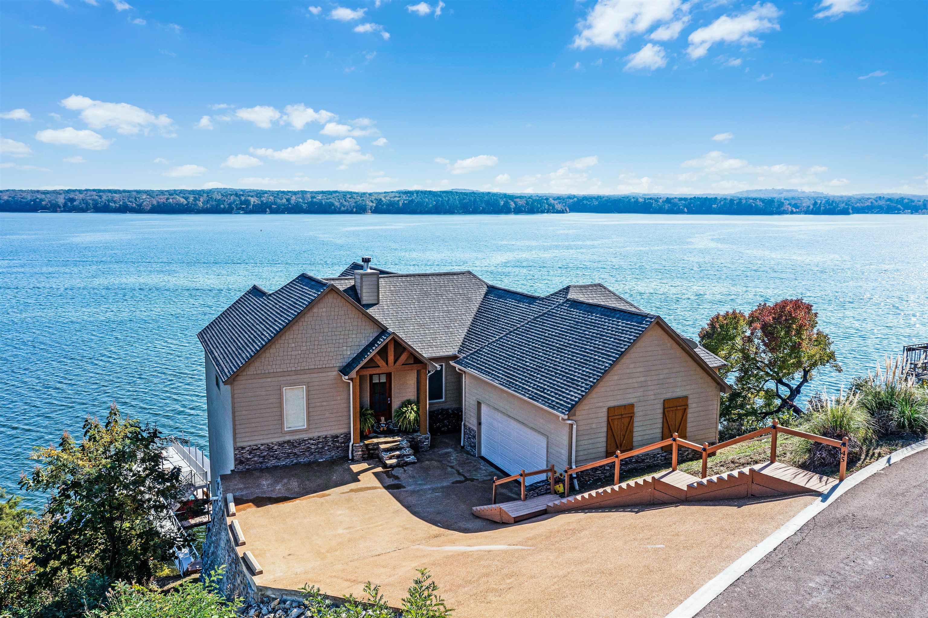 45 Pinnacle Pt Property Photo 1