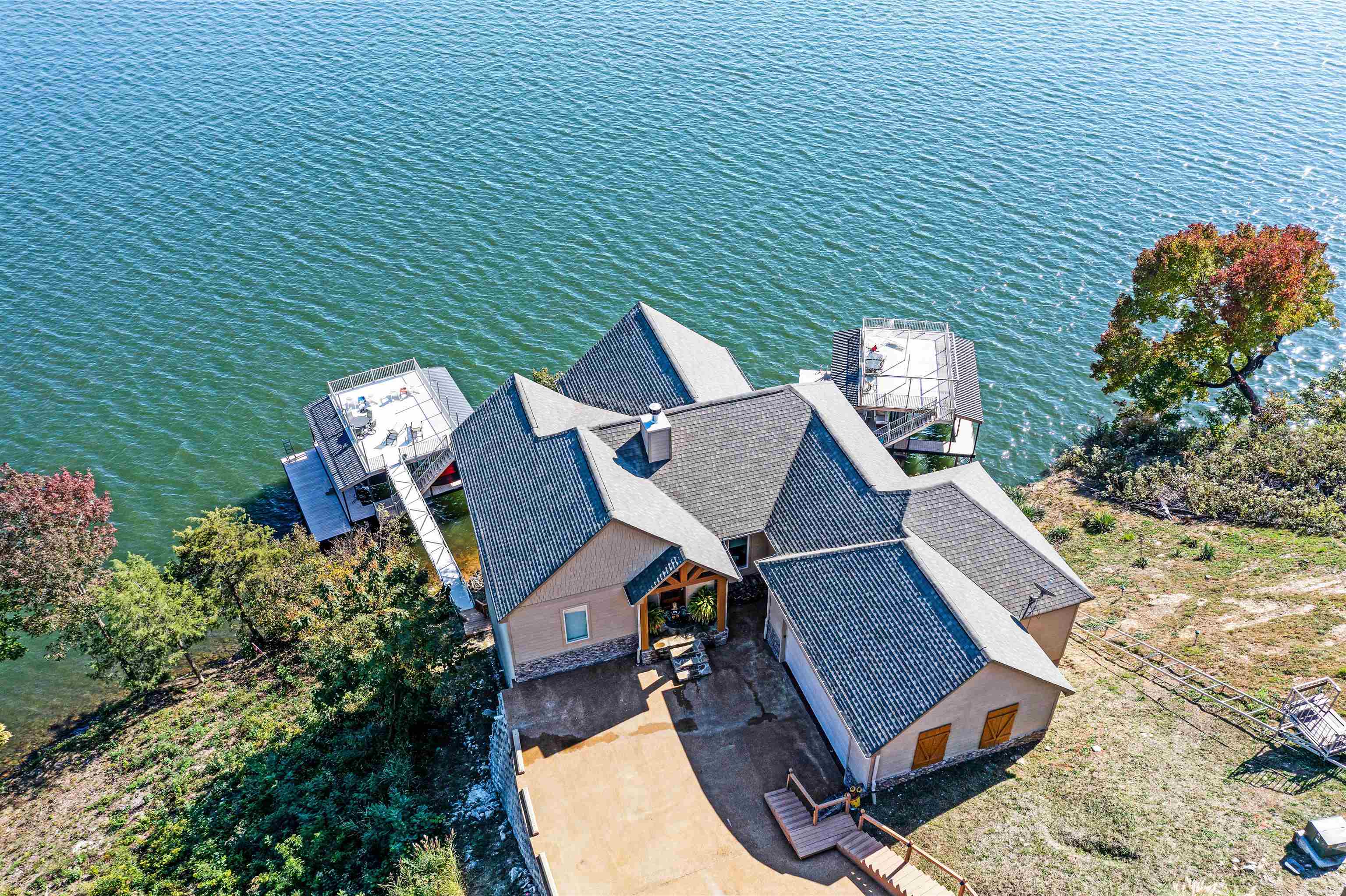 45 Pinnacle Pt Property Photo 3