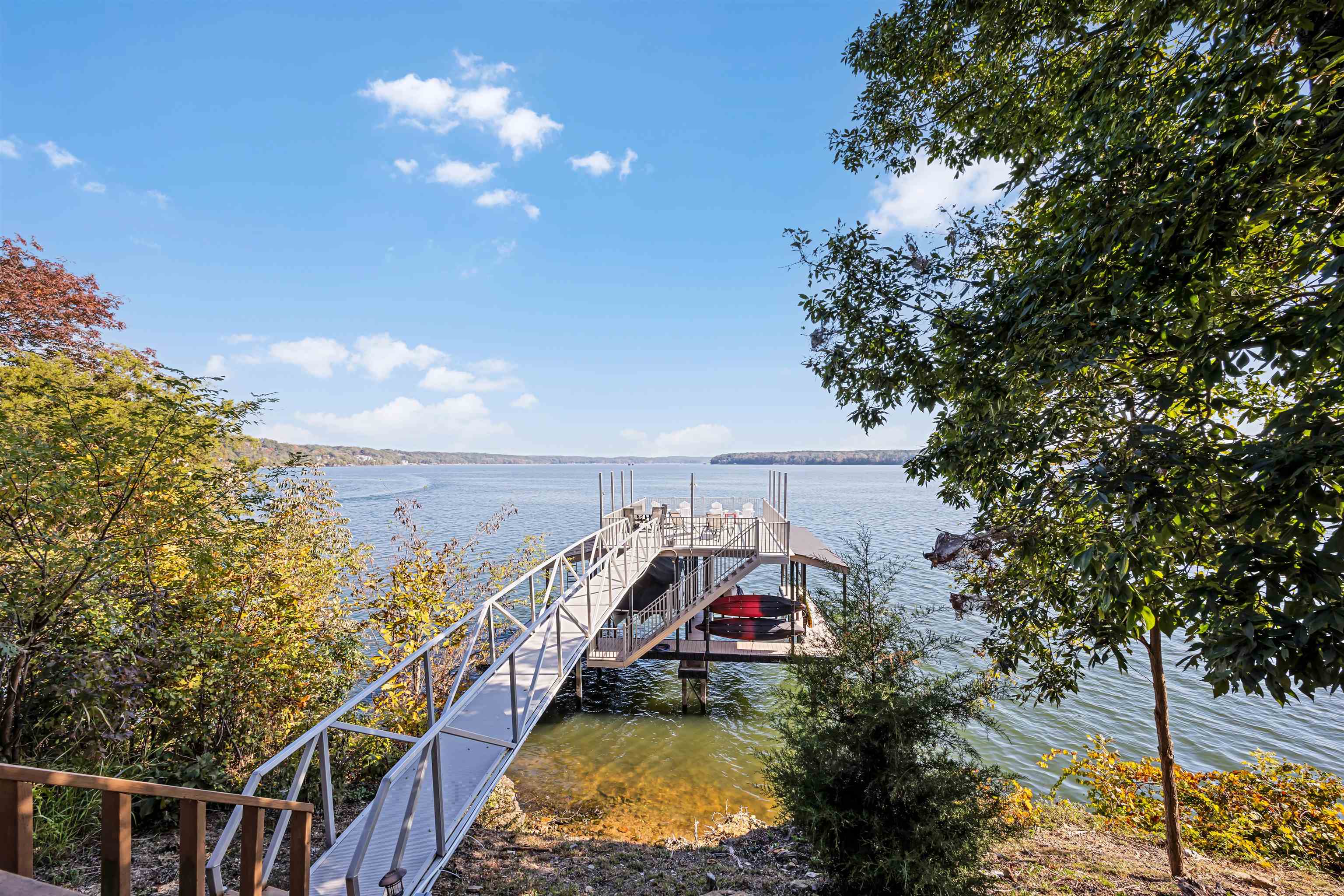45 Pinnacle Pt Property Photo 5