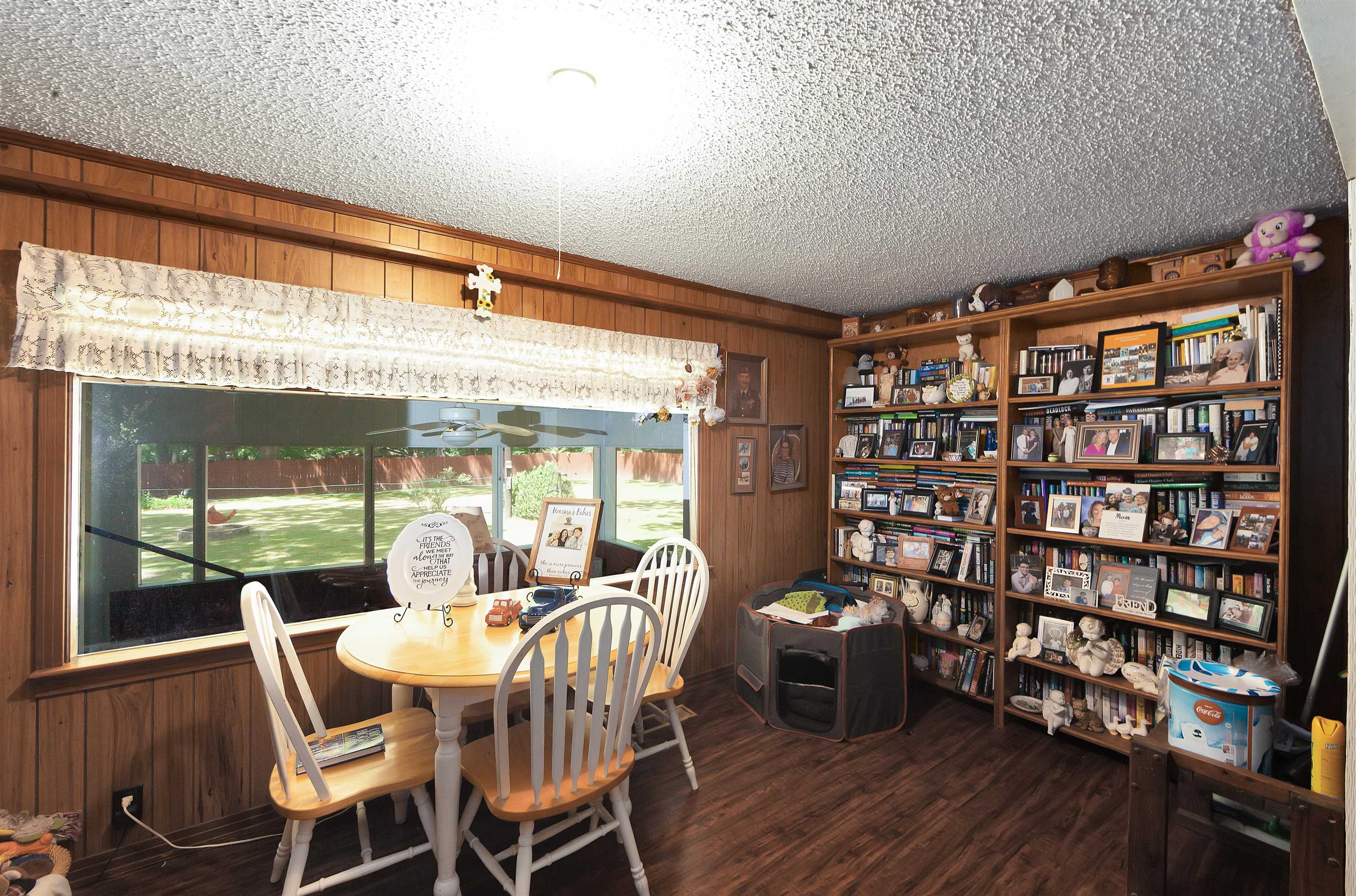 1002 Tucker St Property Photo 11