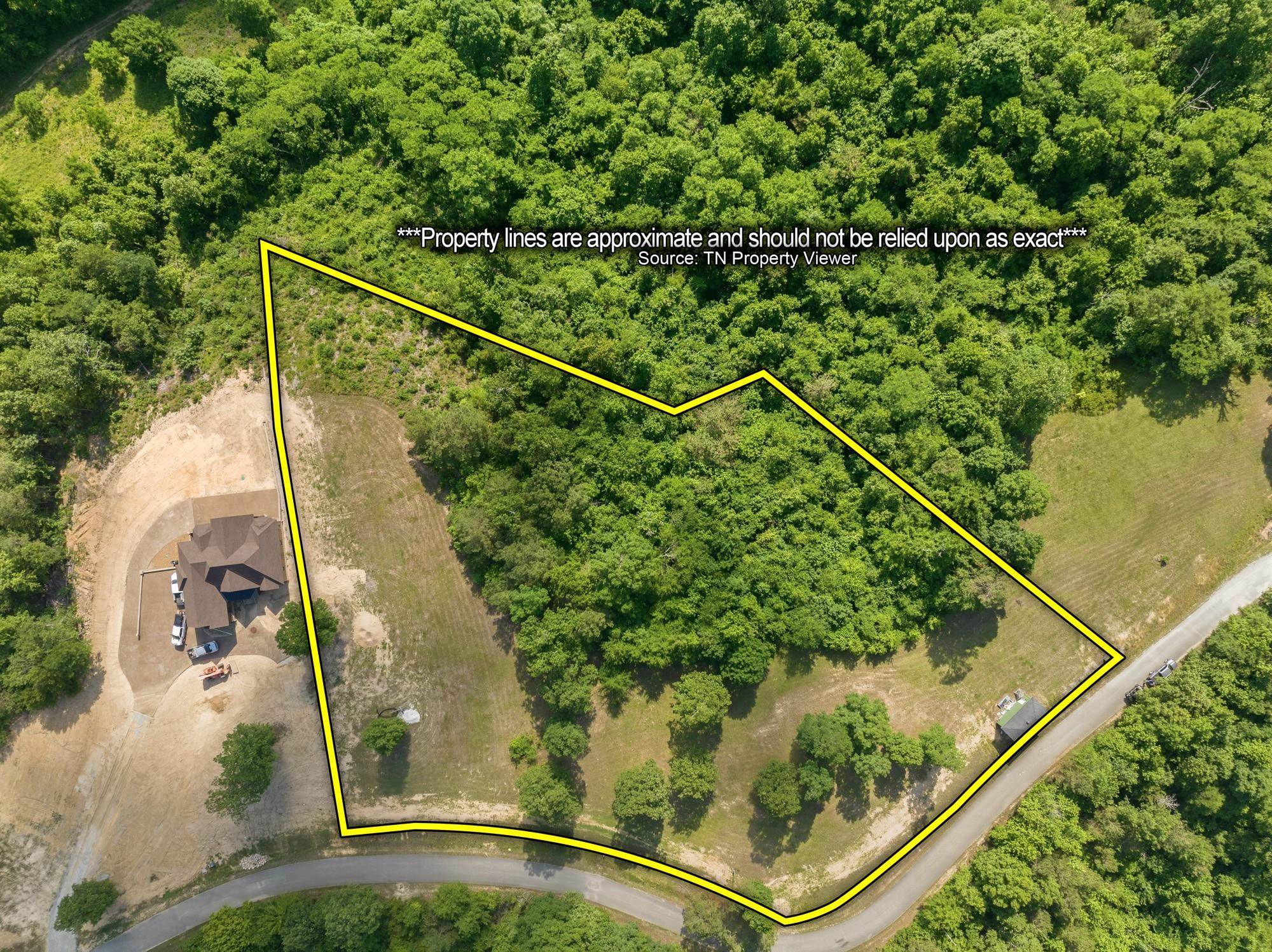 117 Riverbreeze Dr Property Photo 3