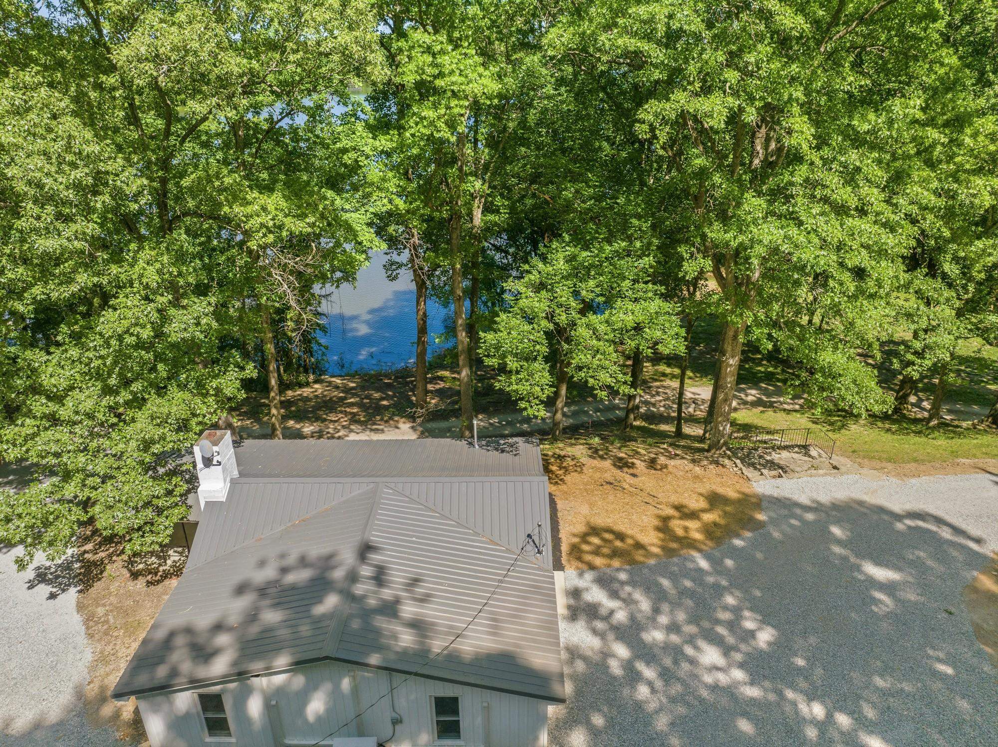 549 Little Jackson Ln Property Photo 5
