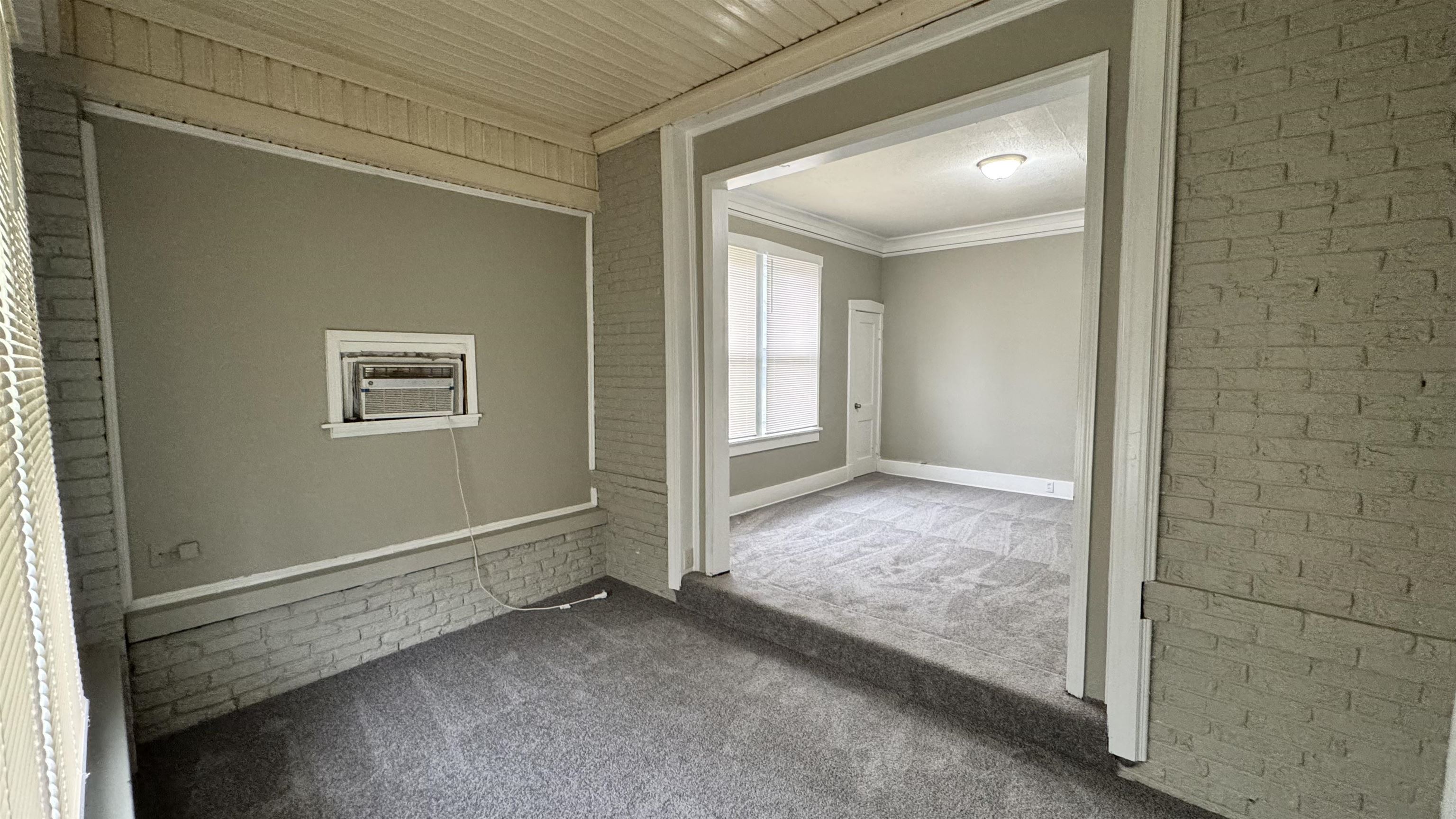 1114 Azalia St Property Photo 11